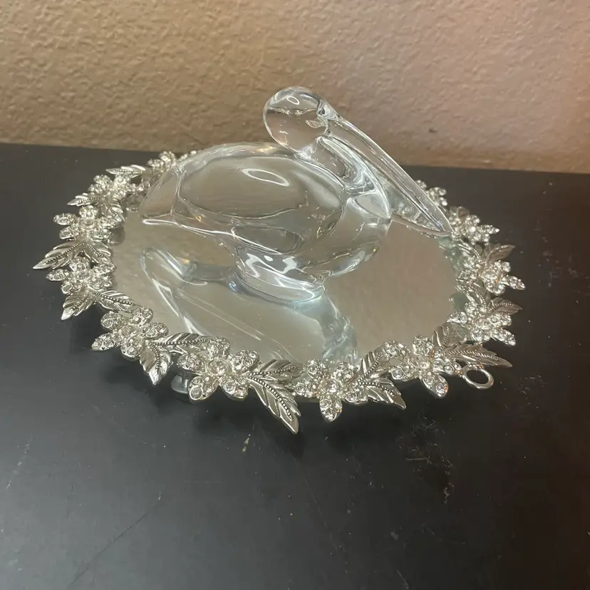 Exquisite Etched Baccarat France Crystal 5” Pelican Figurine