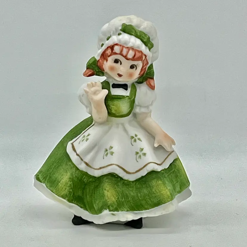 Vintage Lefton St Patrick’s Day Irish Figurine KW4461 Leprechaun Girl