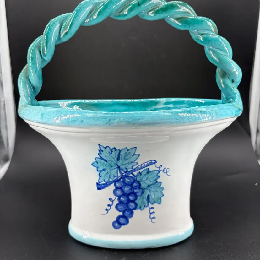 Hand Painted Italian Majolica Ceramic Basket/grape Motif