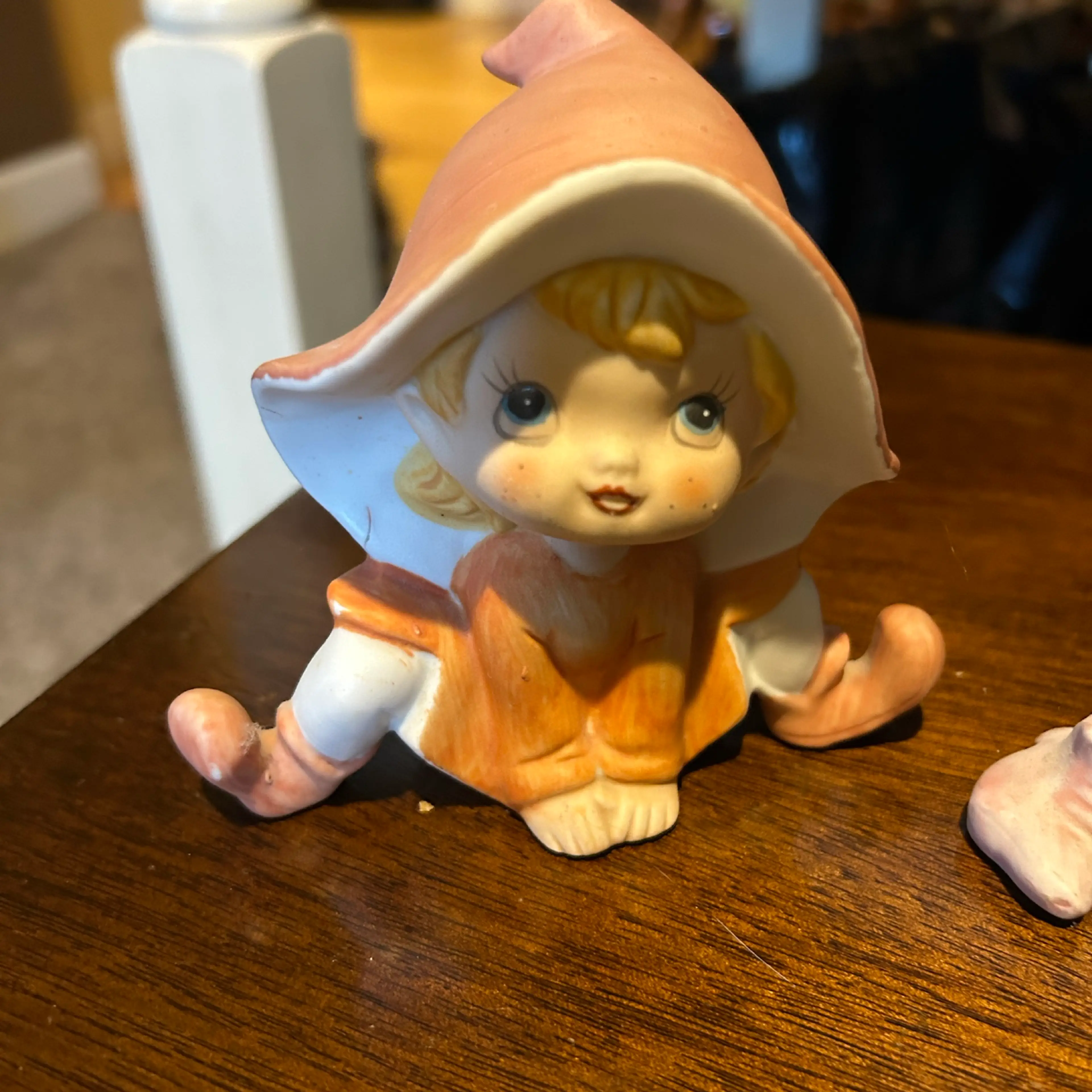 Image 2 of 10