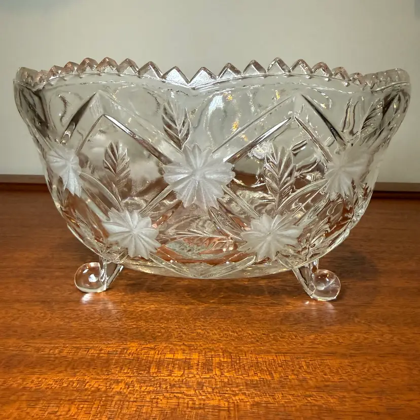 3-Footed Clear Crystal Glass Serving Bowl with Frosted Flowers + Sawtooth Edge