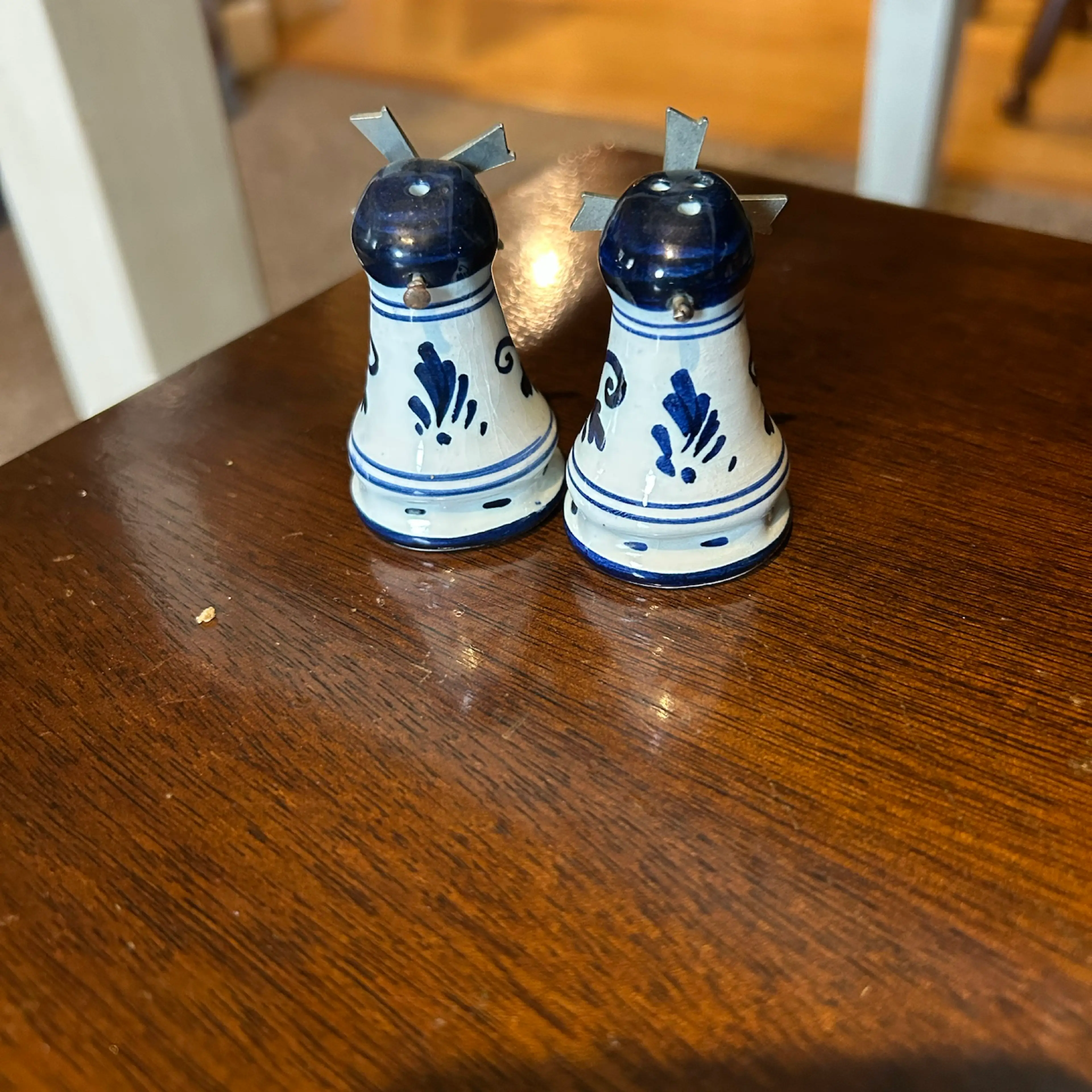 Image 3 of 4
