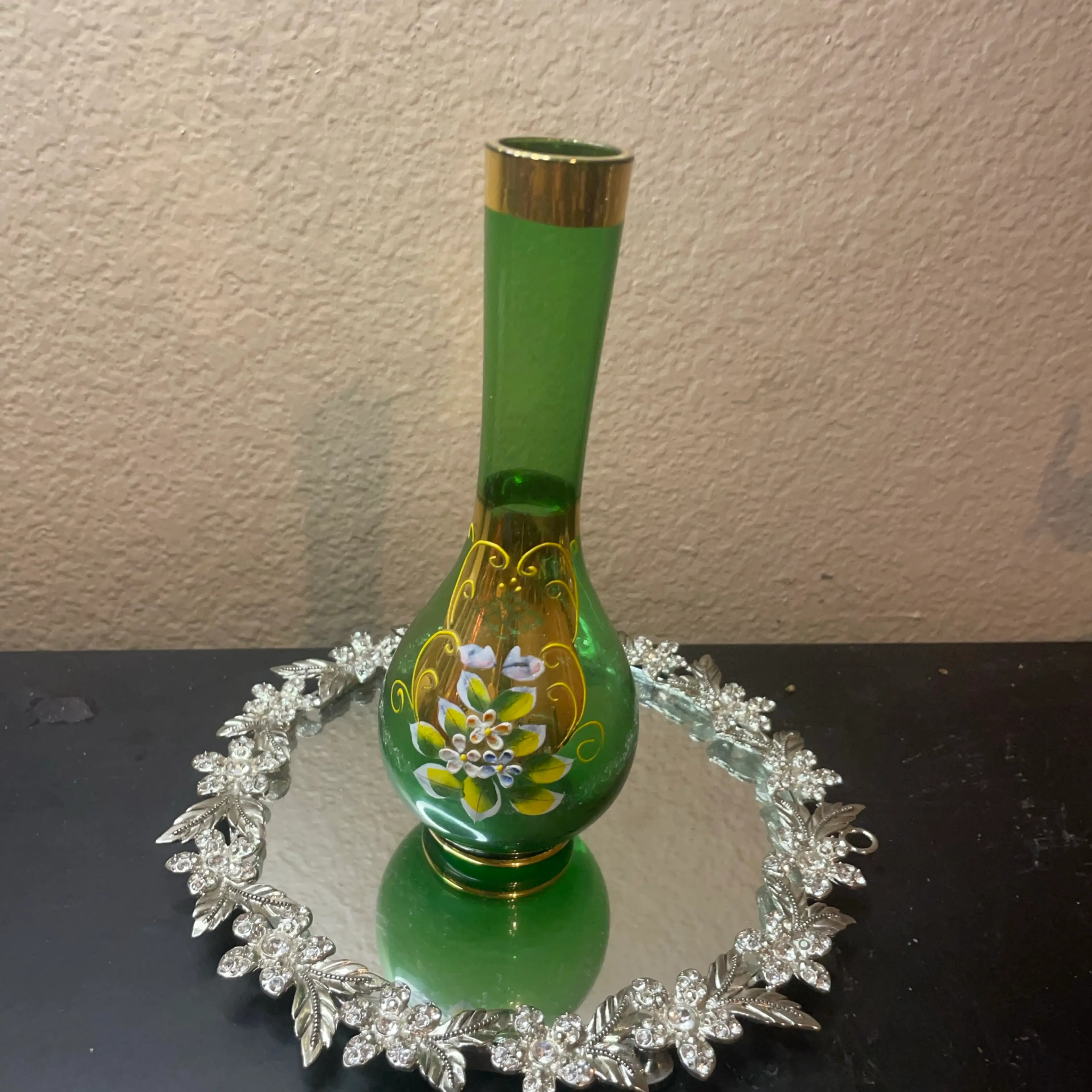Image 1 of 5