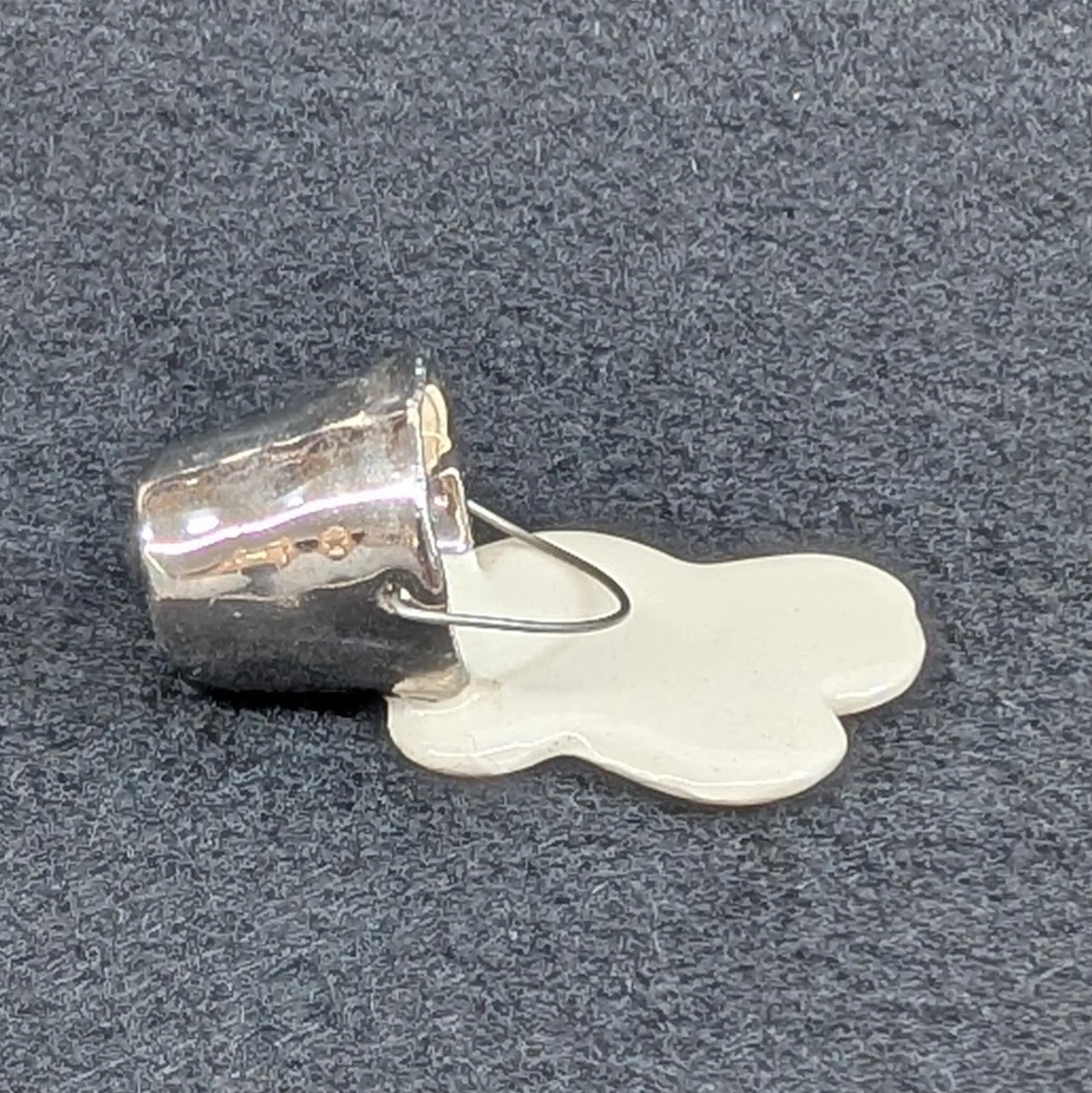 Image 2 of 9