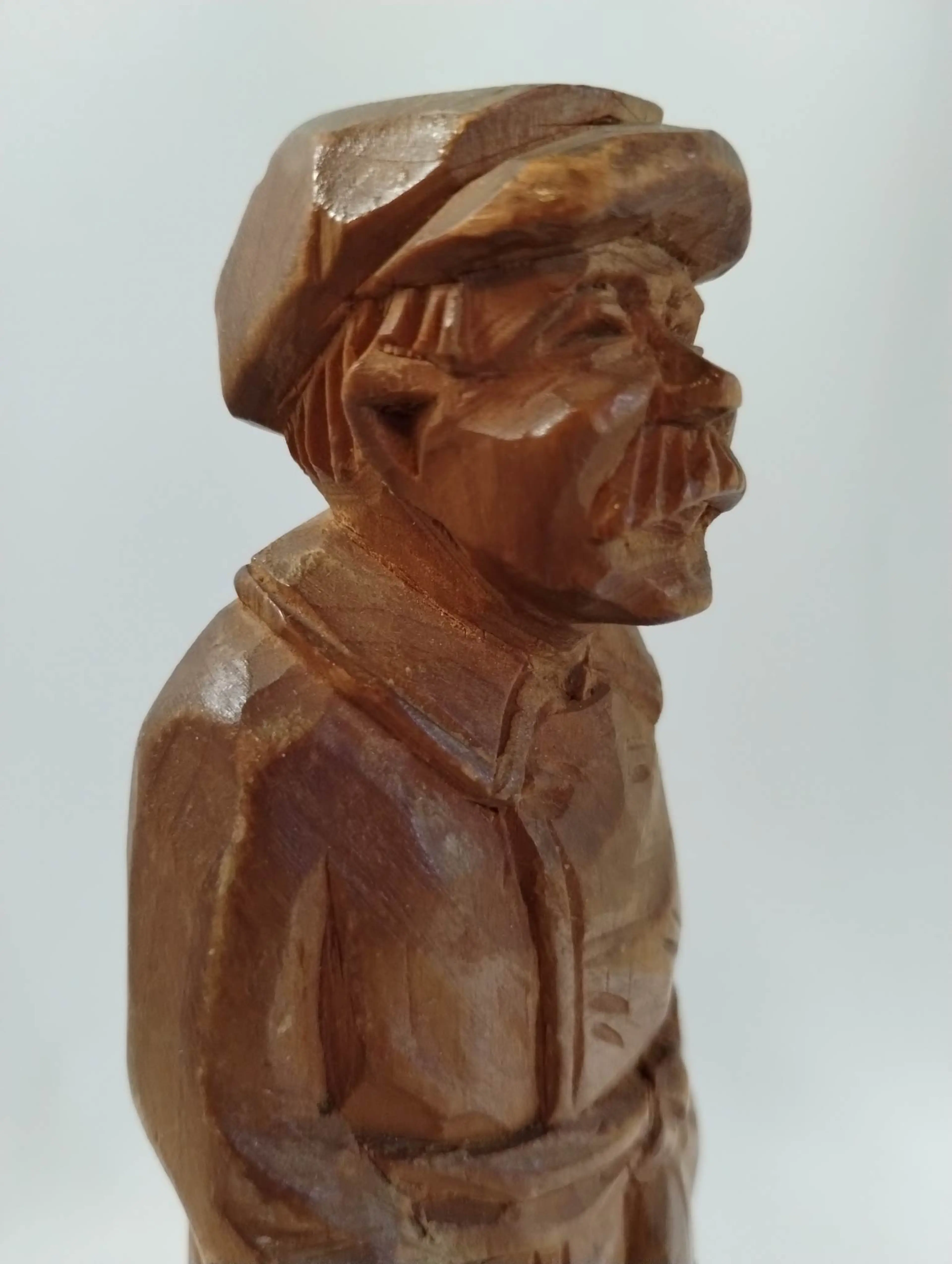 Image 4 of 9