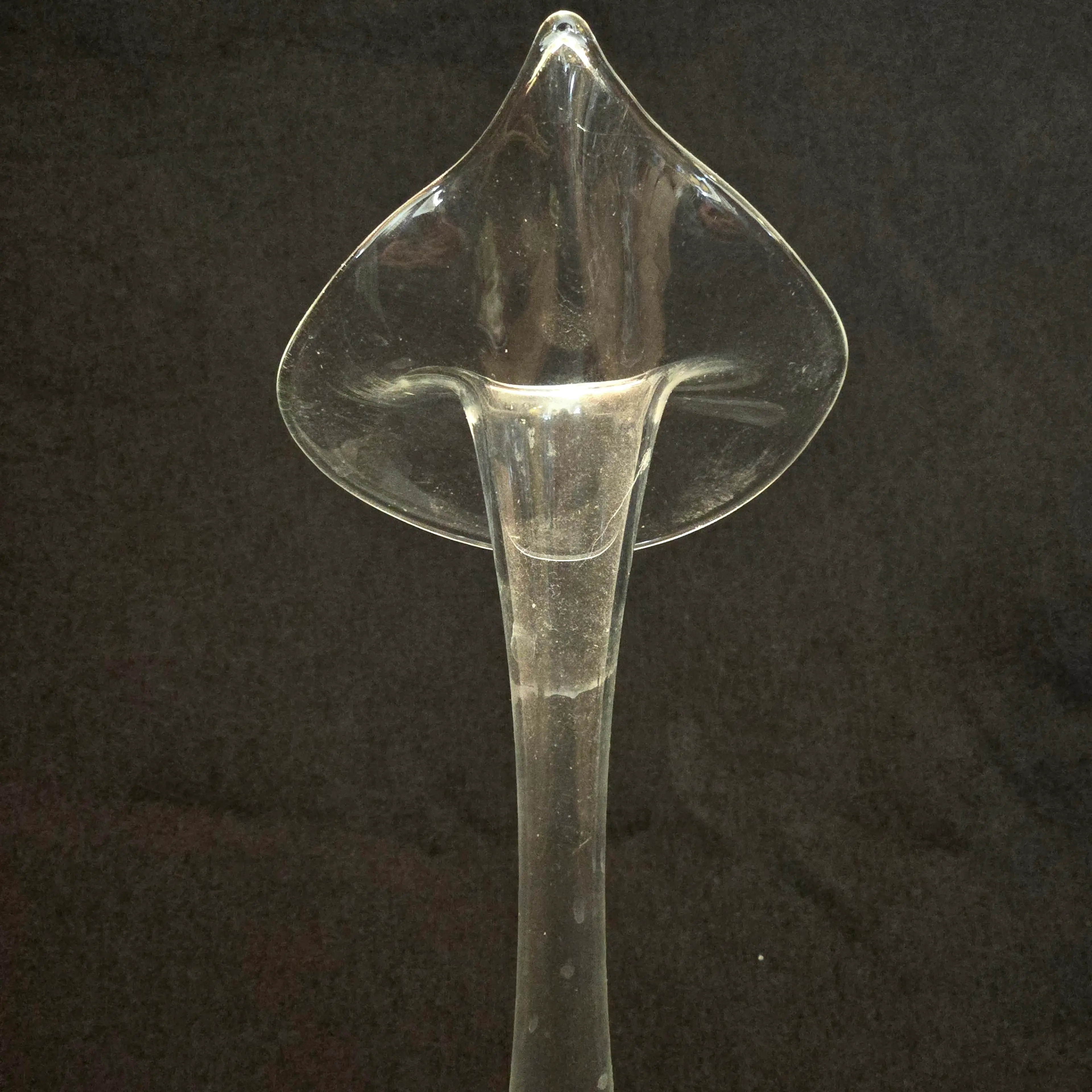 Image 4 of 18