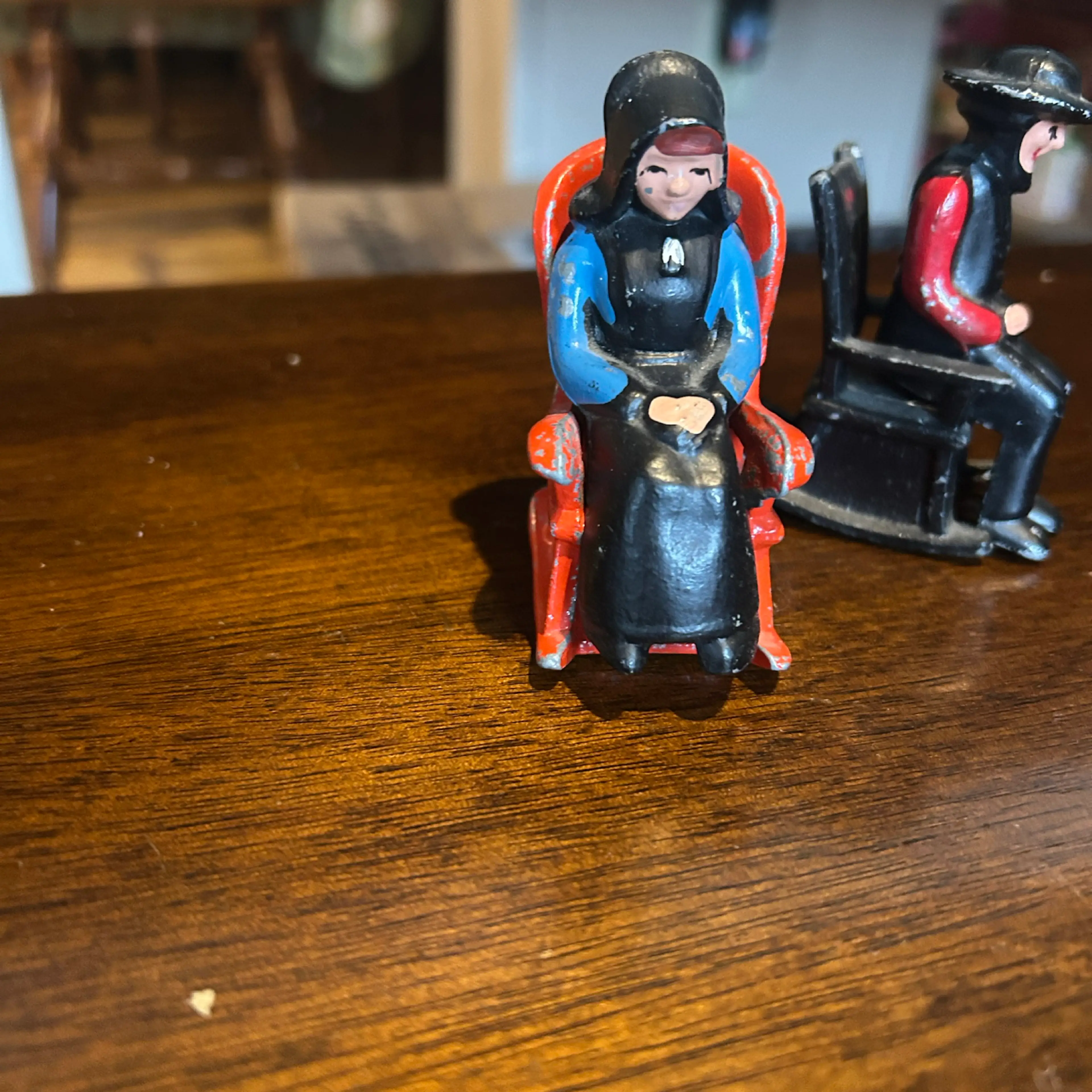 Image 2 of 8