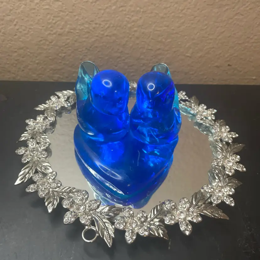 Signed Leo Ward Blue Bird of Happiness Double on Heart Shape Pedestal