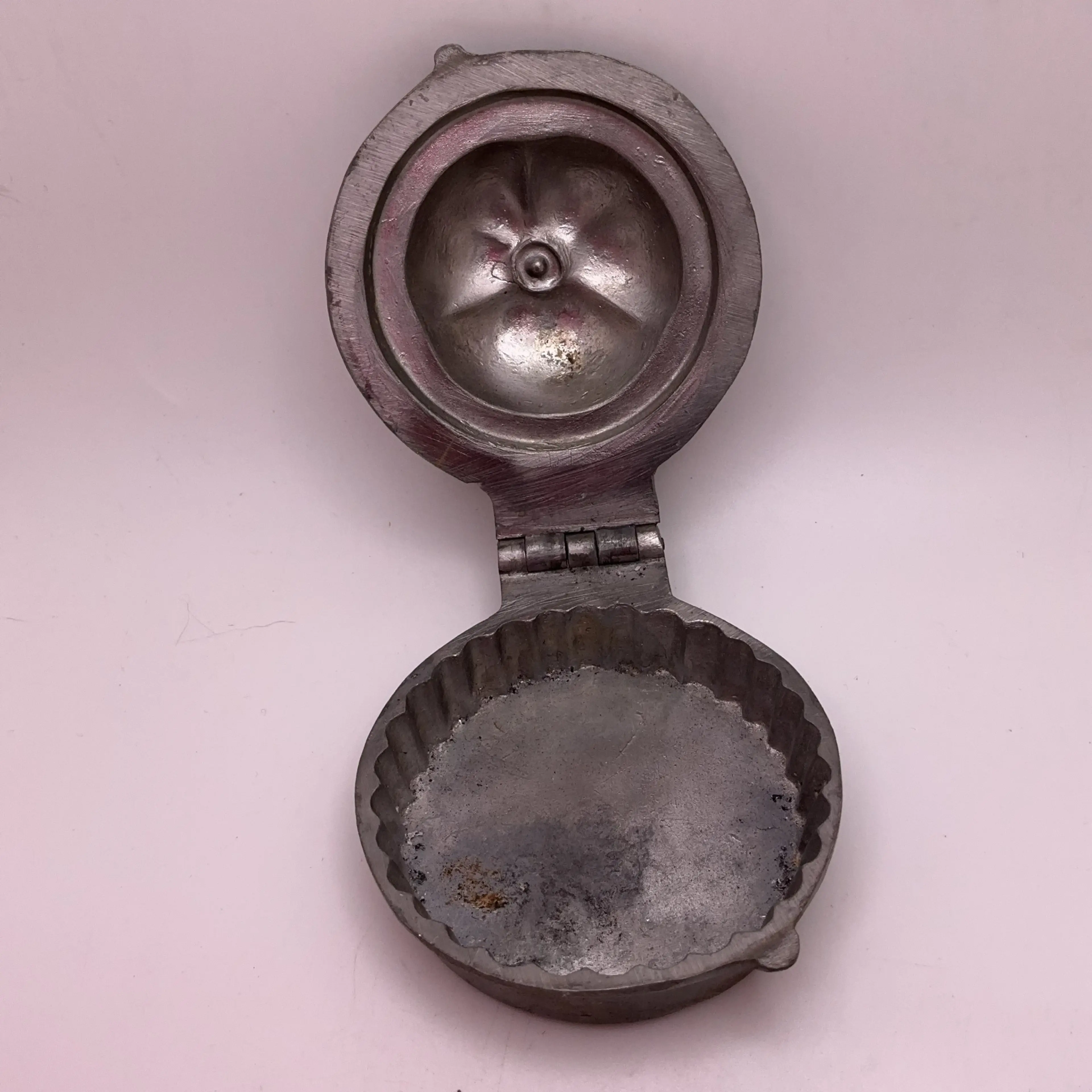 Image 2 of 5