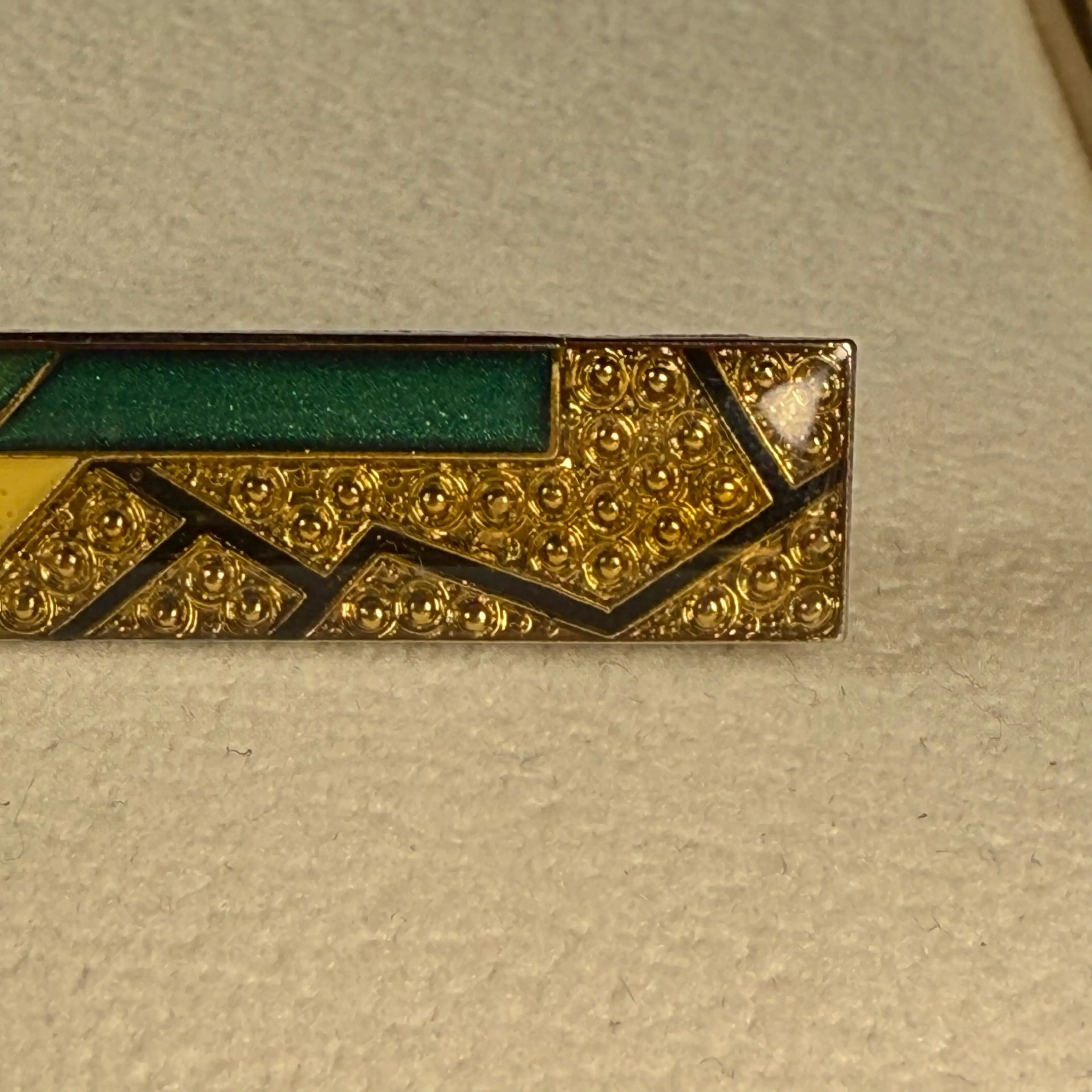 Image 3 of 6