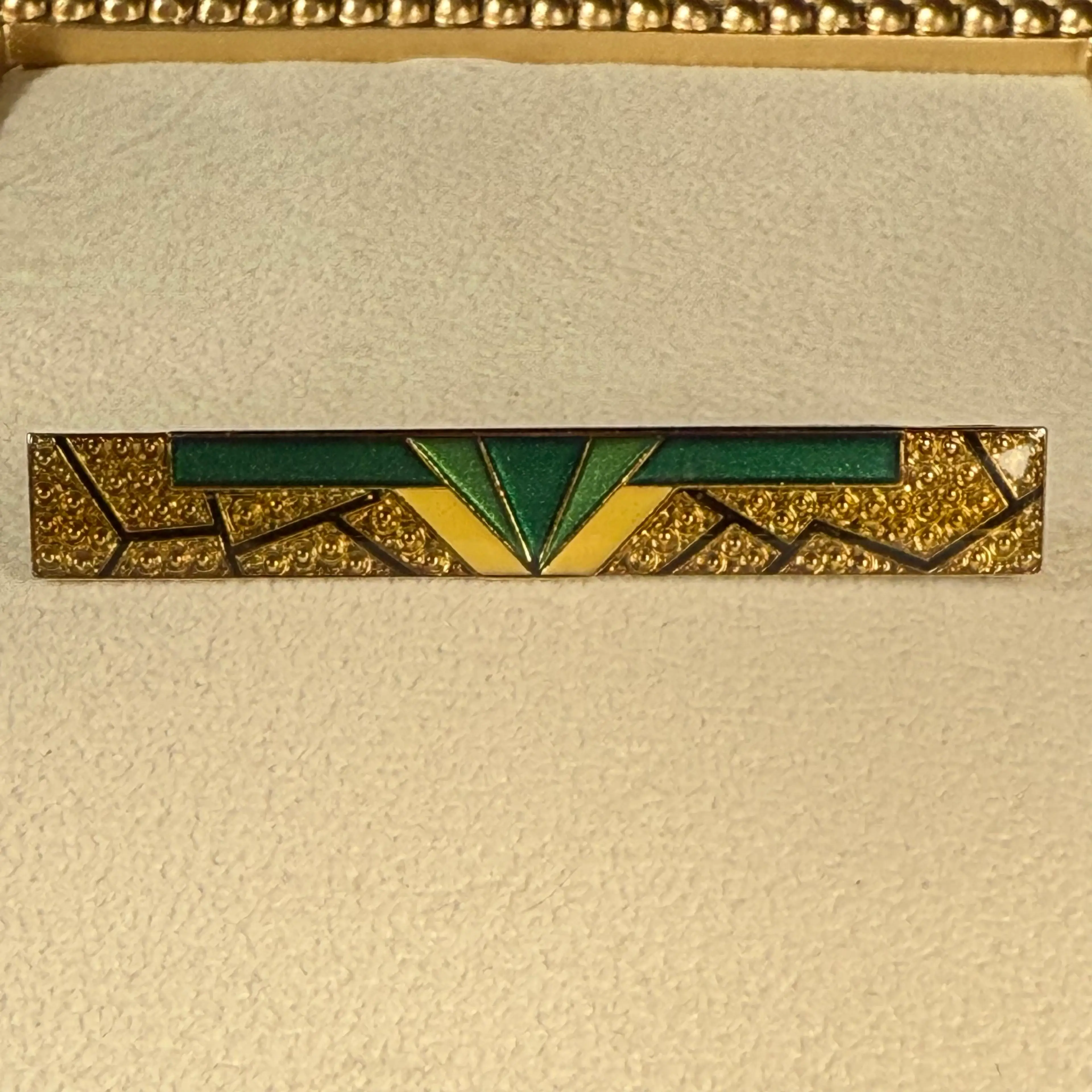 Image 2 of 6