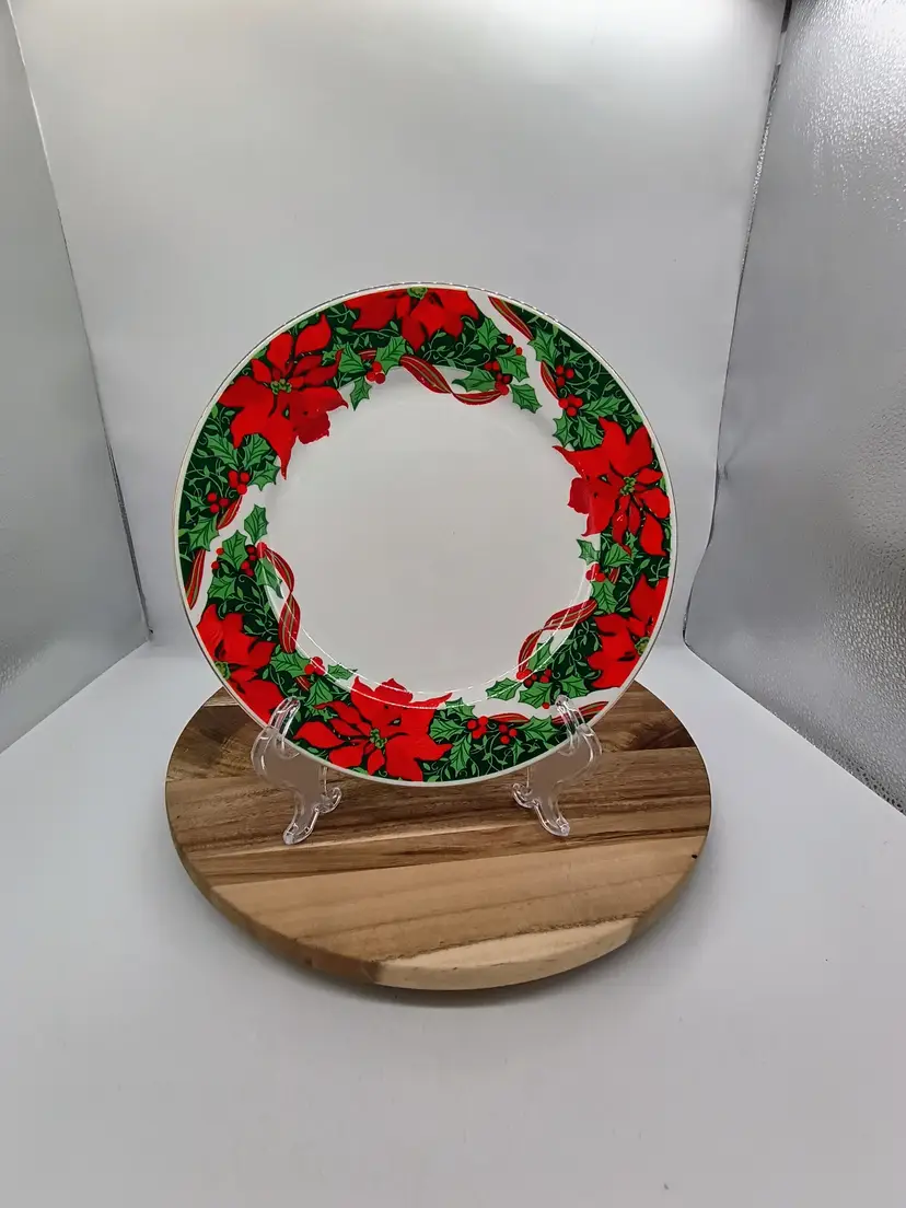 Vintage Gibson Poinsettia Holiday Pattern Christmas Dinner Plate 10.5 "