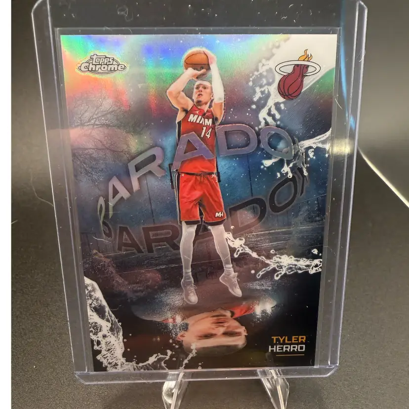 Tyler Herro Paradox SP 2025–26 Topps Chrome Update NBA Miami Heat