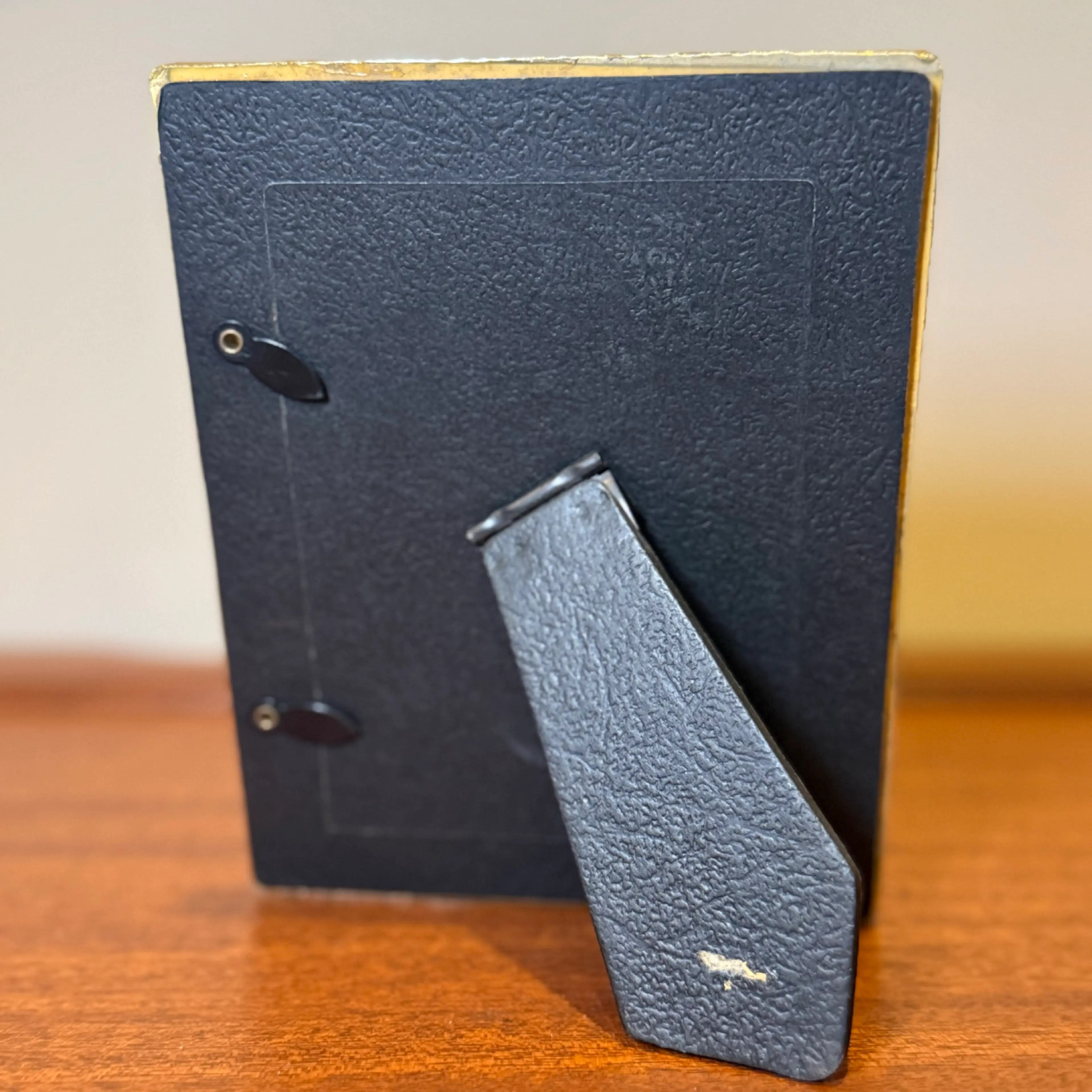Image 2 of 2