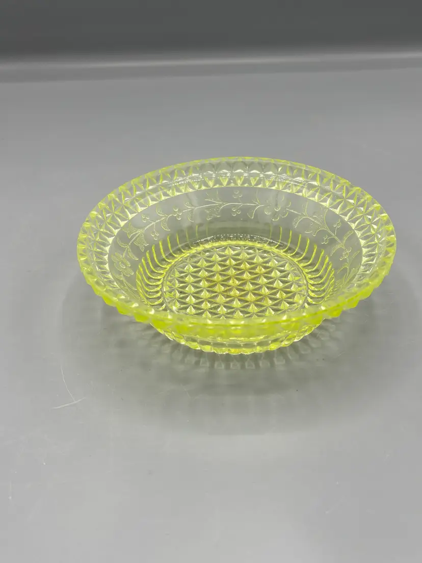 Vintage Adam & Co Vaseline bowl