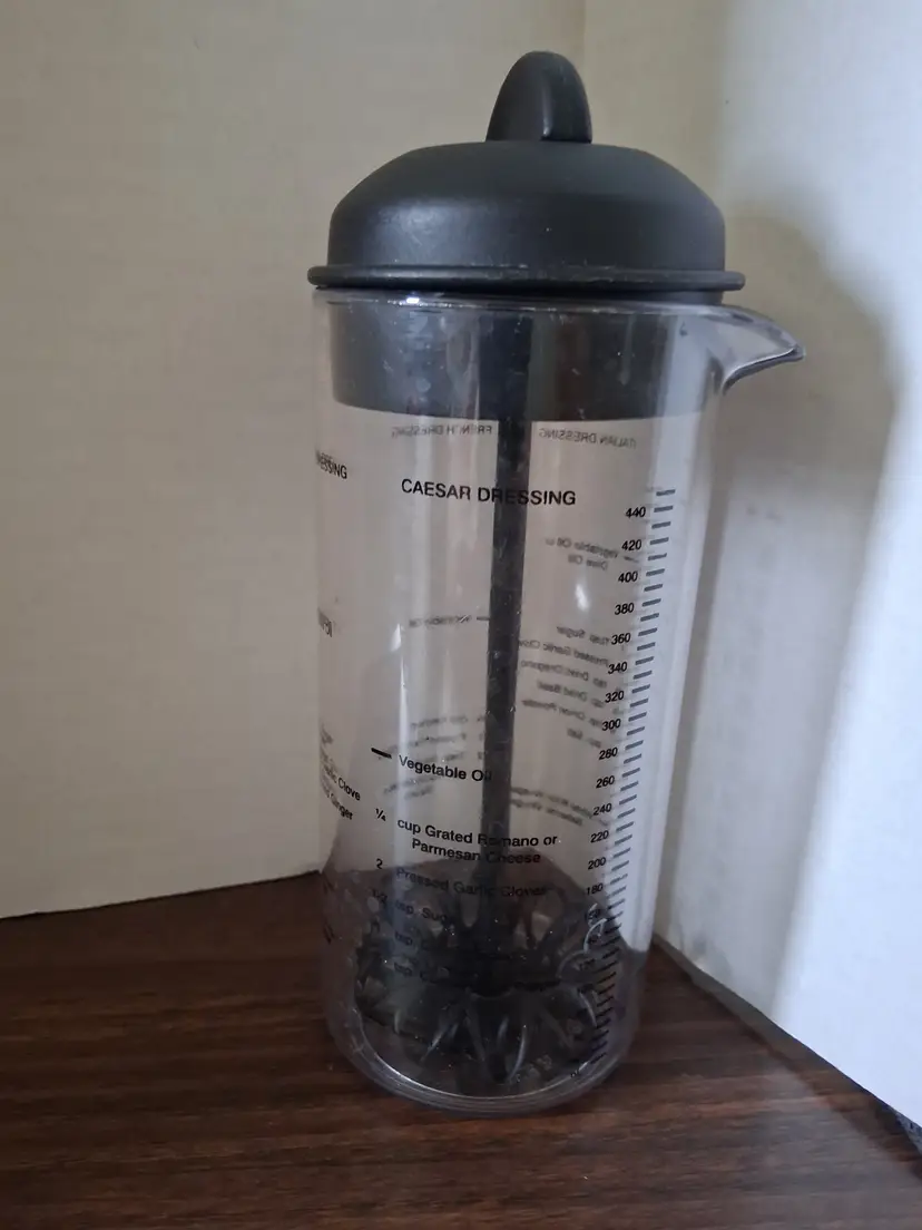 Pampered Chef Salad Dressing Mixer with Recipes
