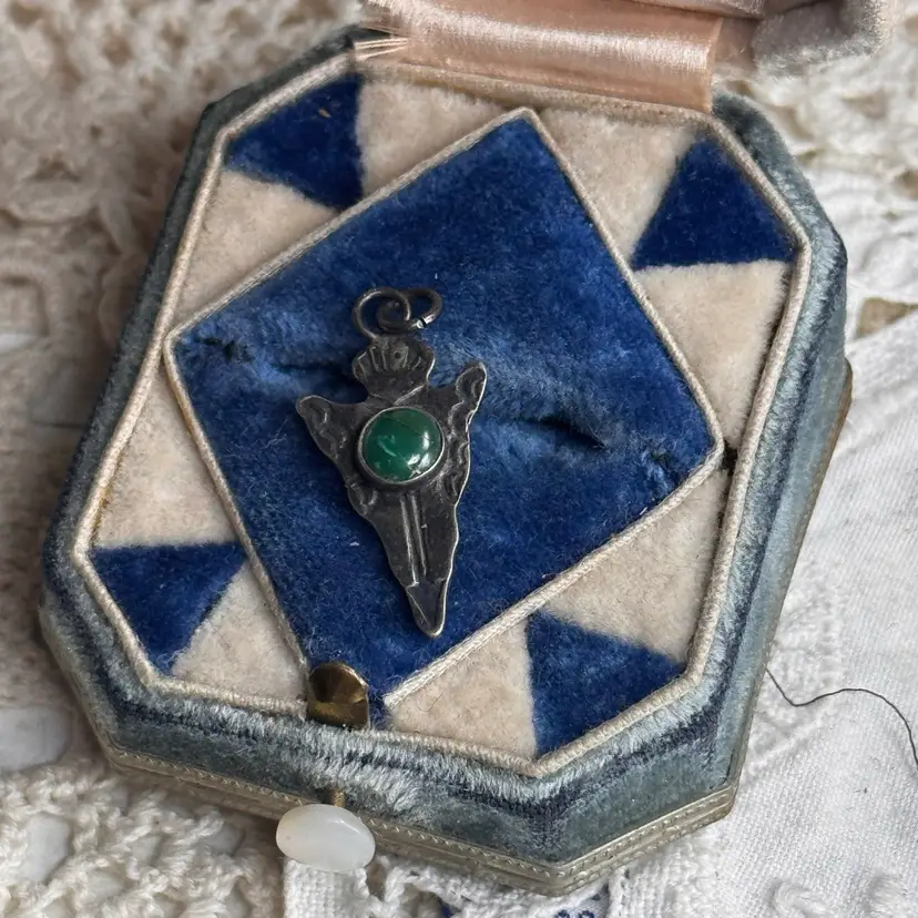 Sterling Arrowhead Stone Pendant