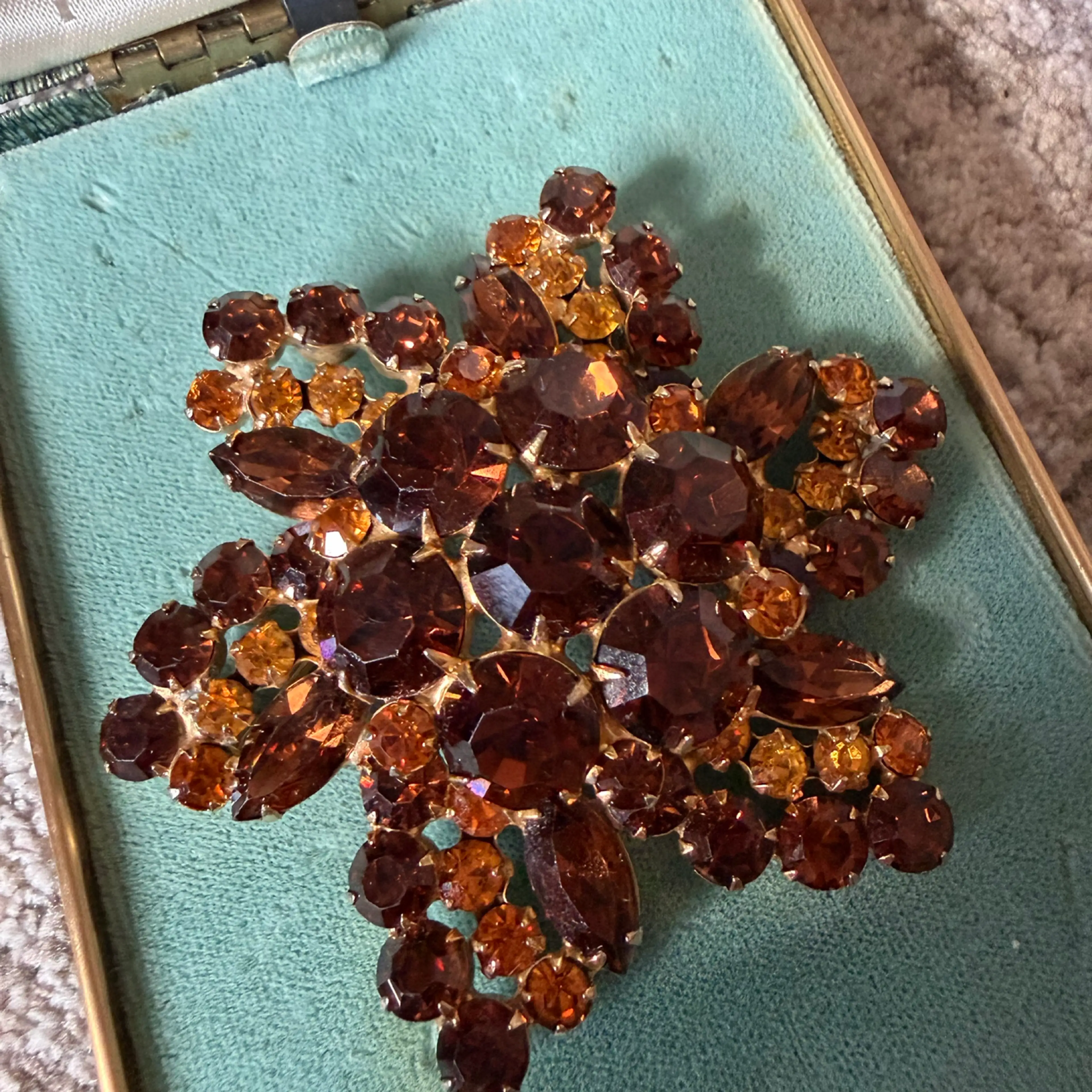 Image 2 of 4