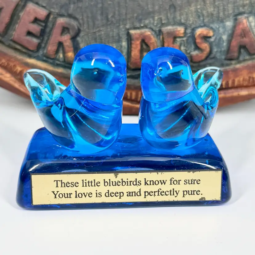 Leo Ward- Terra Studios. Double Bluebirds of Happiness w/Plaque 2002. 3”x 4” UV Reactive