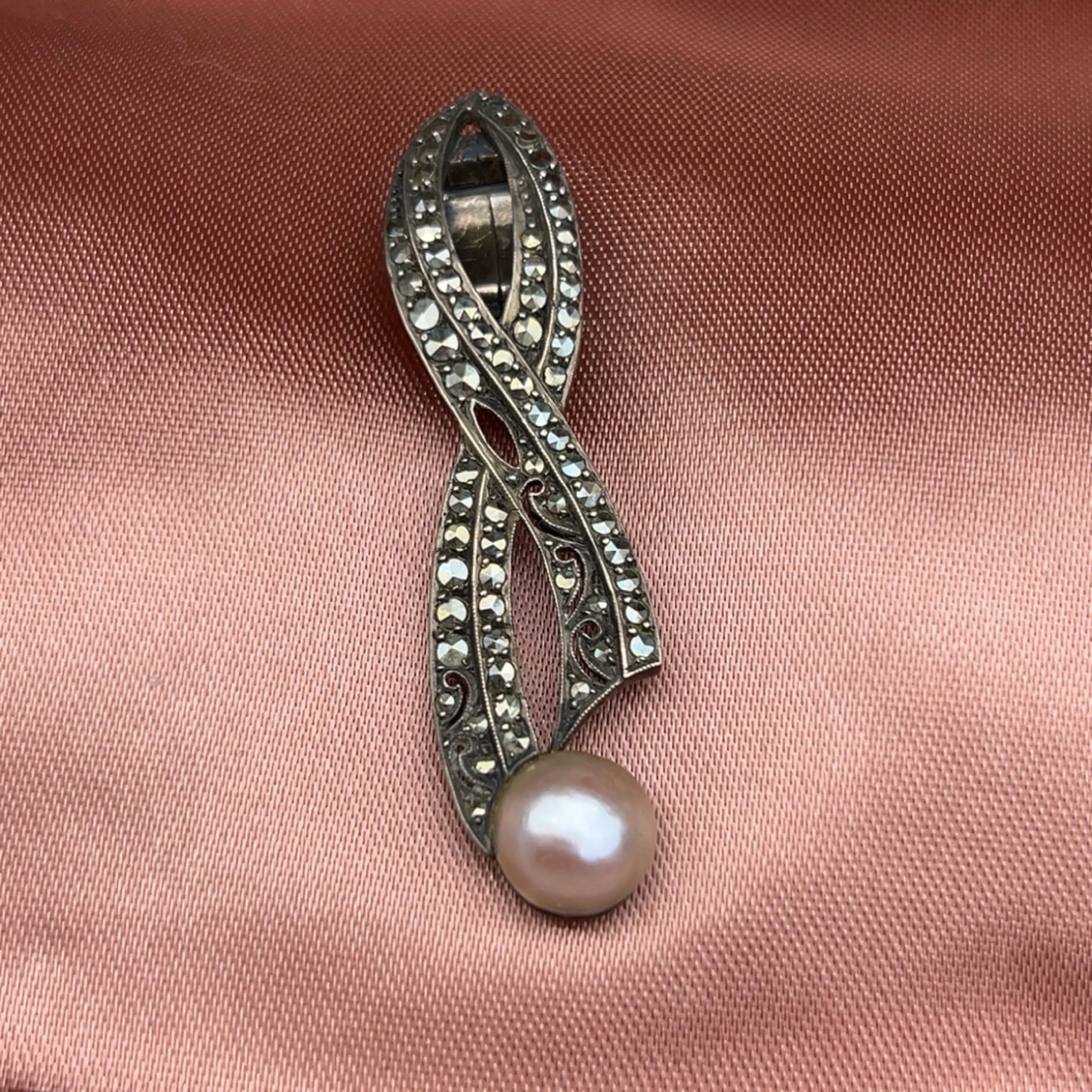 Image 2 of 4