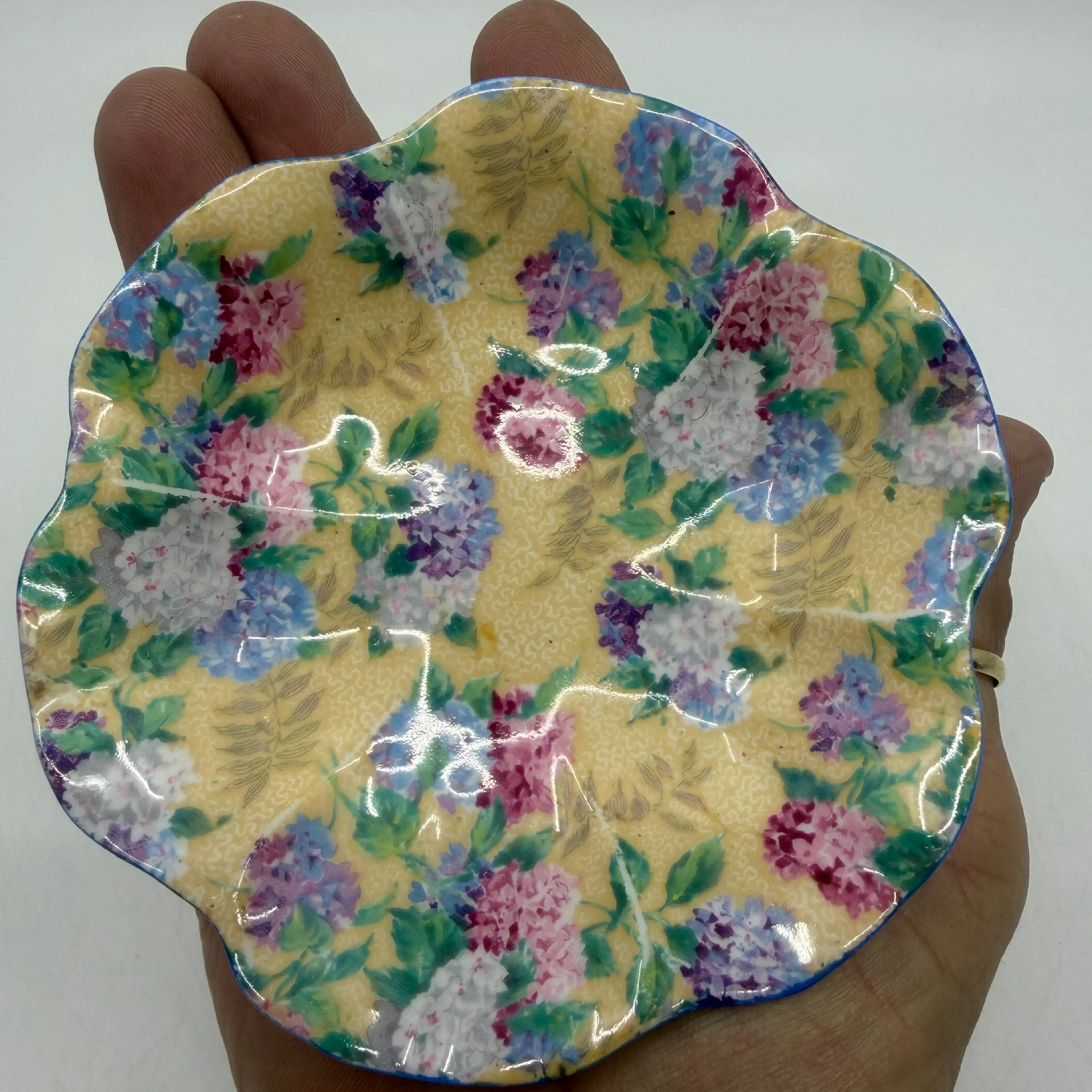 Image 4 of 6
