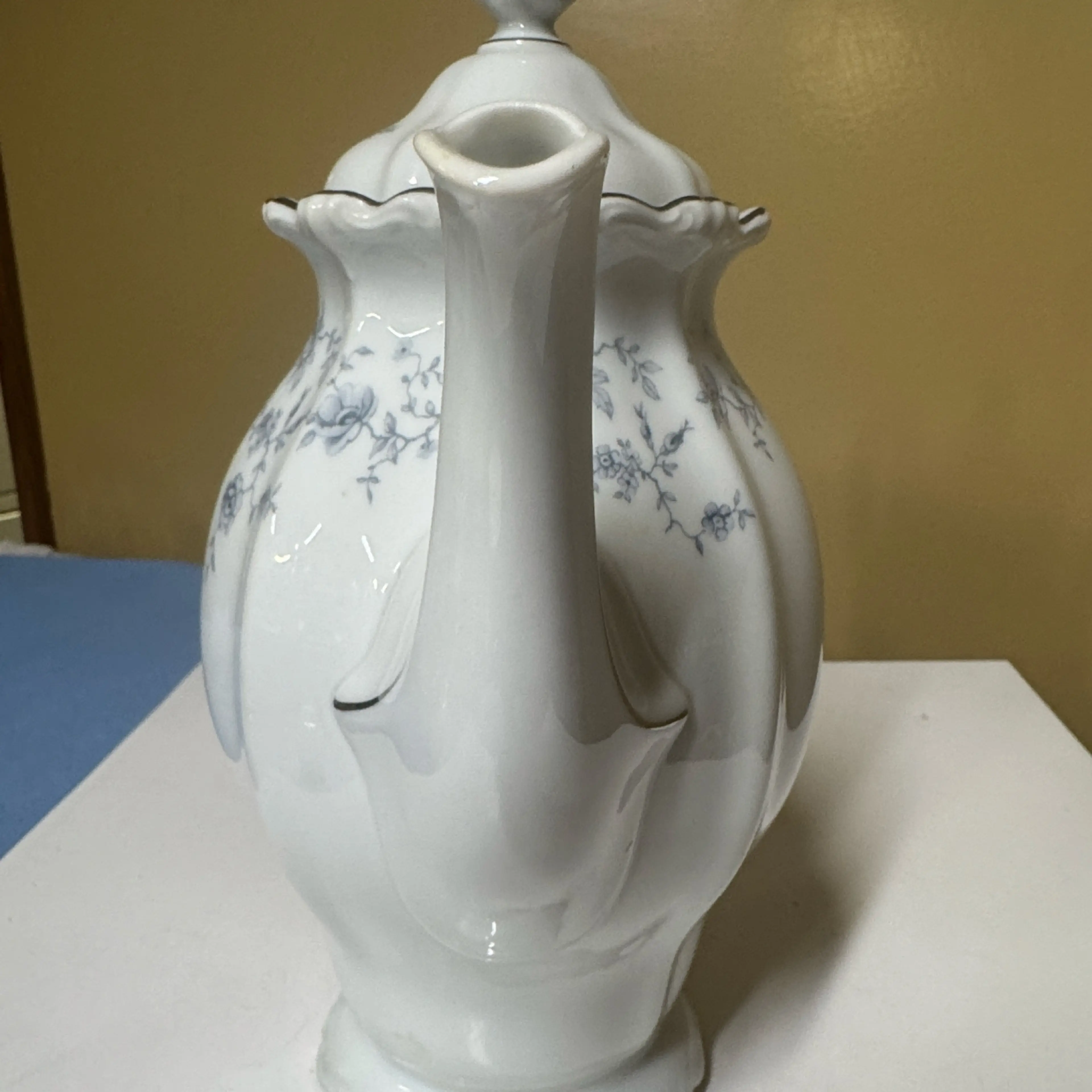 Image 2 of 10