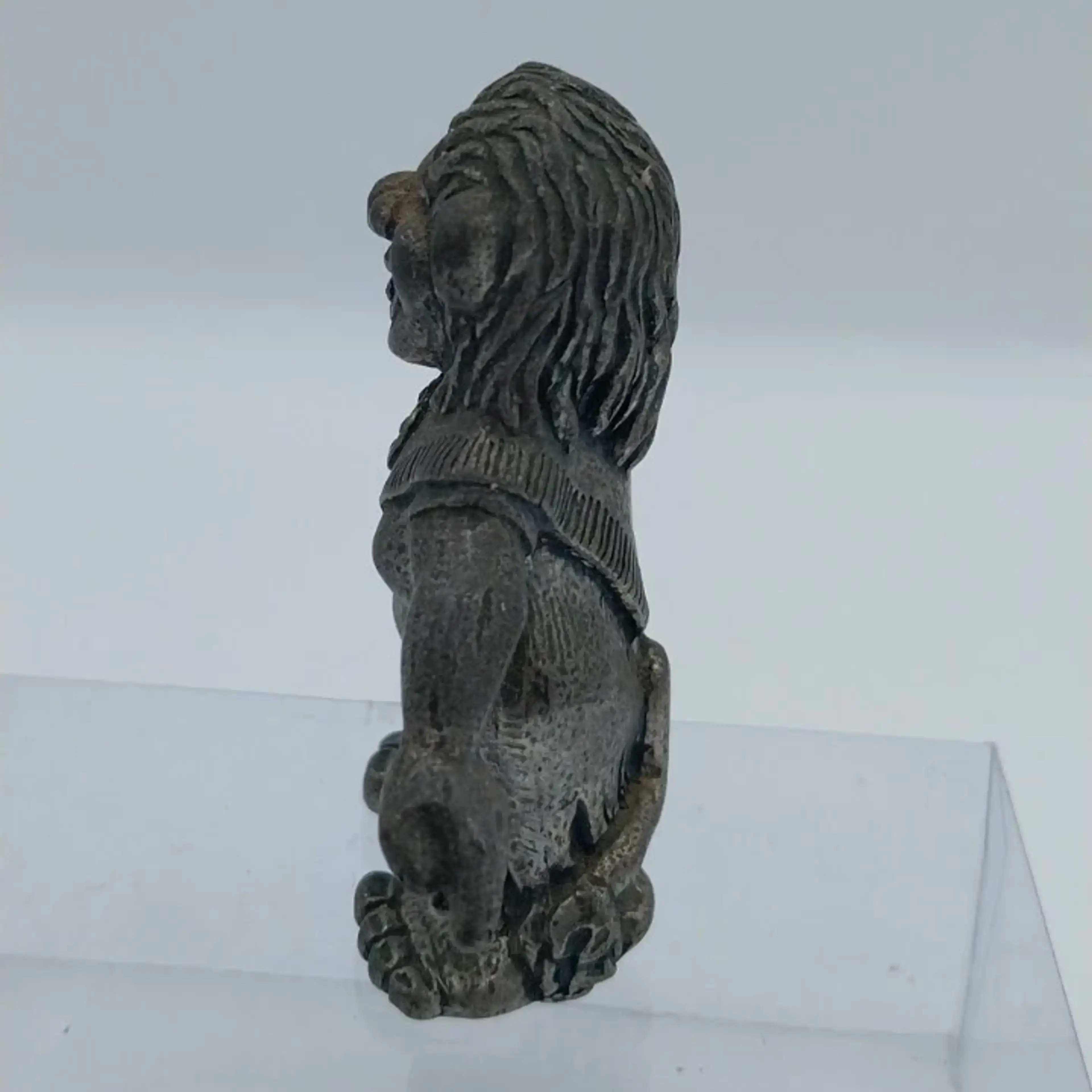 Image 2 of 5