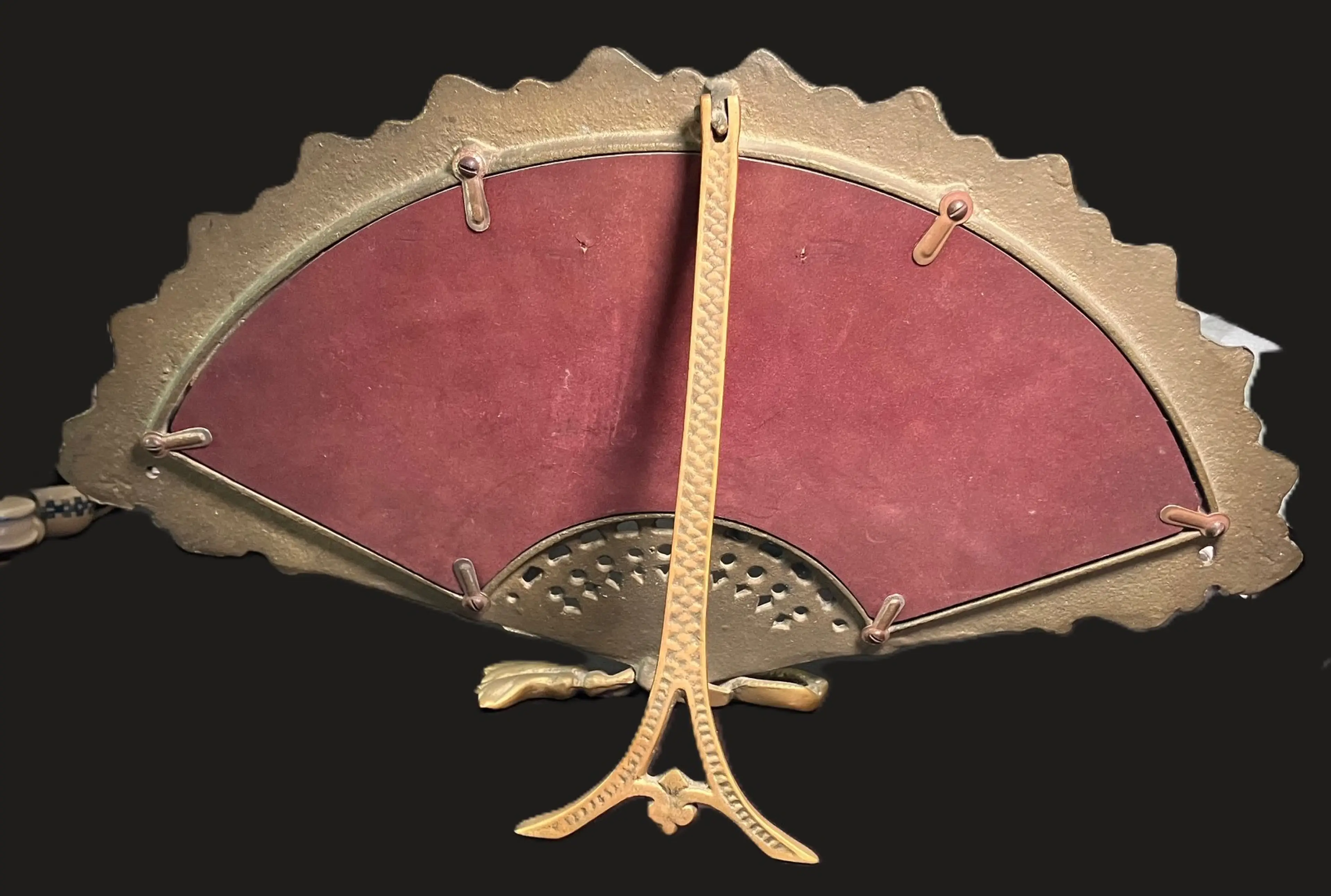 Image 4 of 9