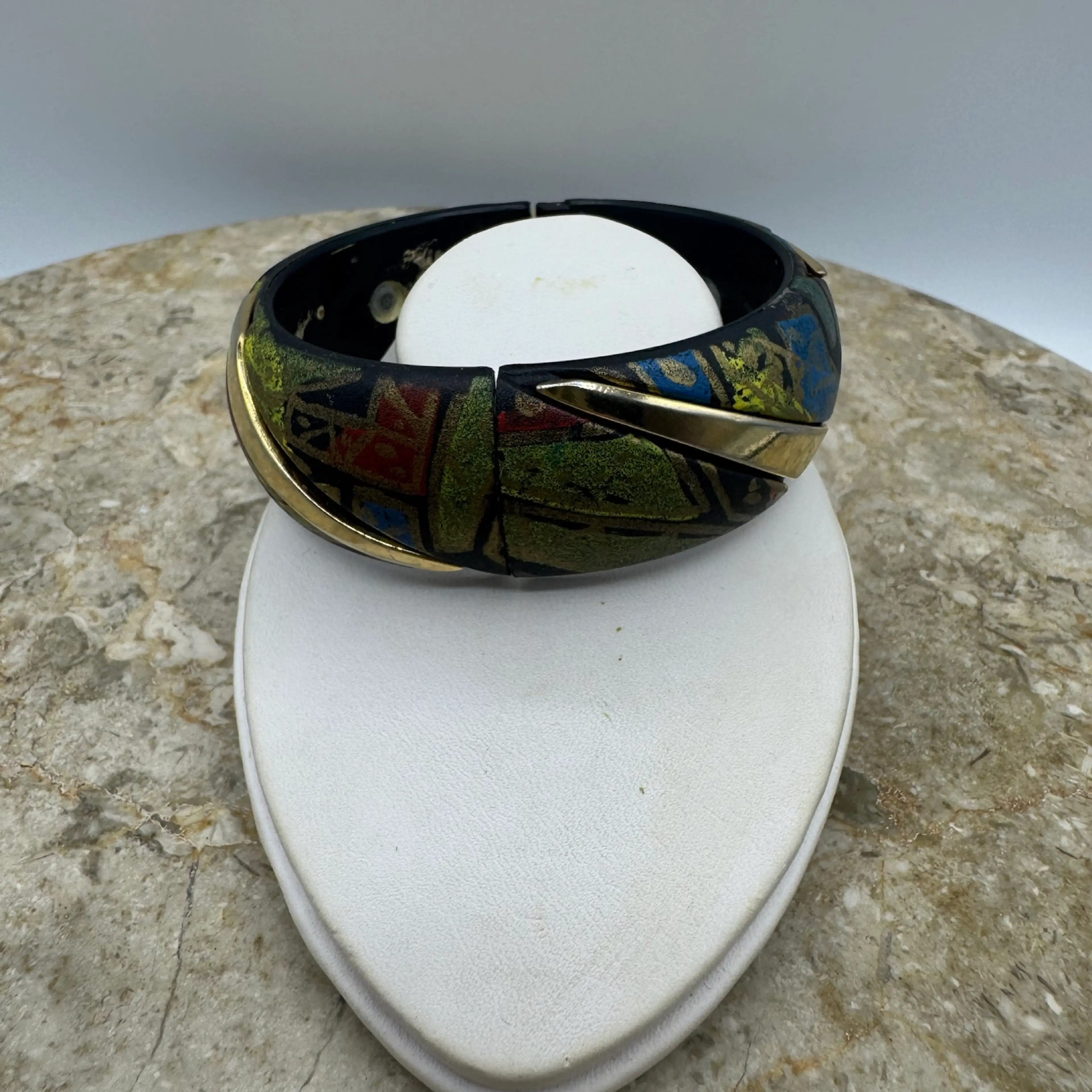 Image 4 of 6
