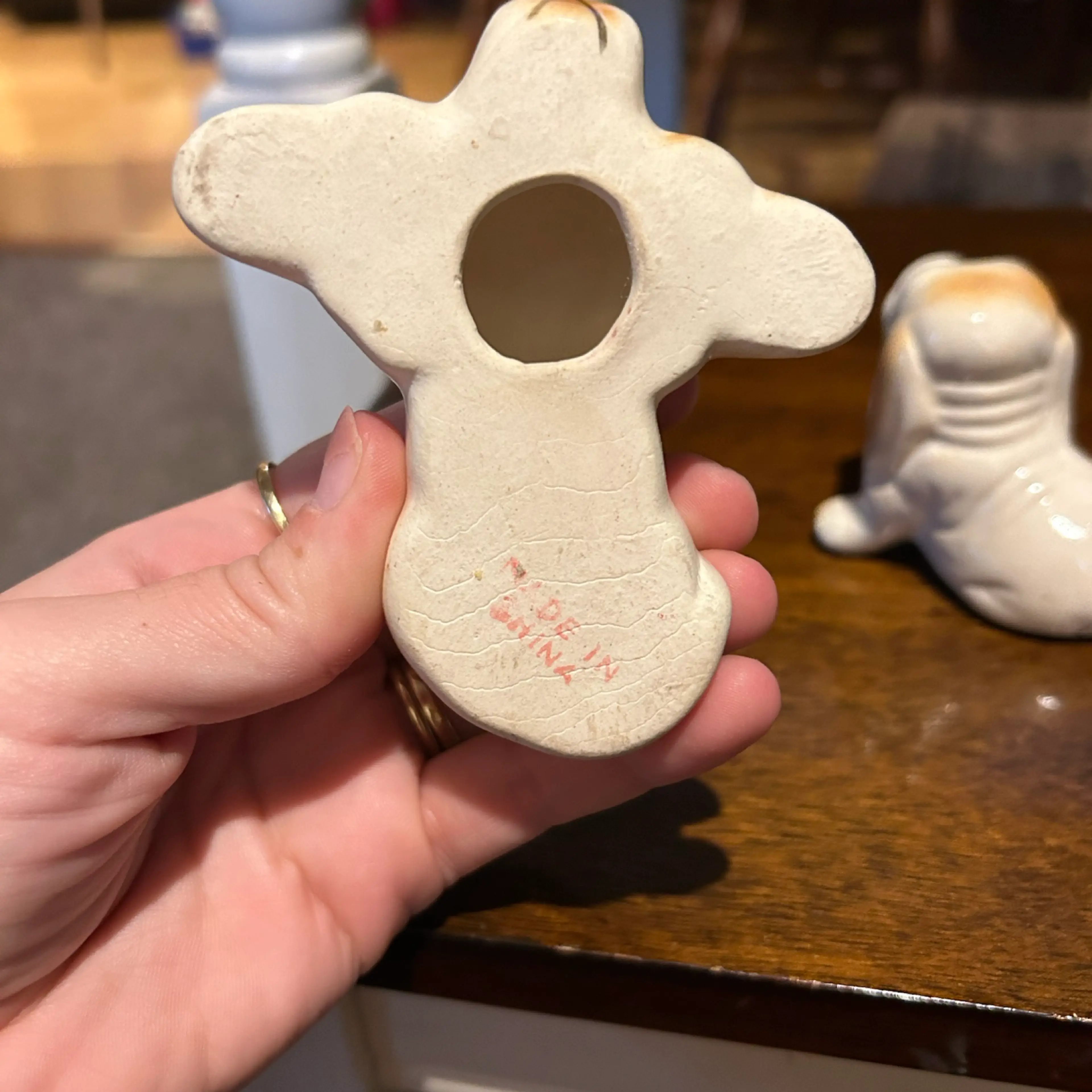 Image 3 of 4