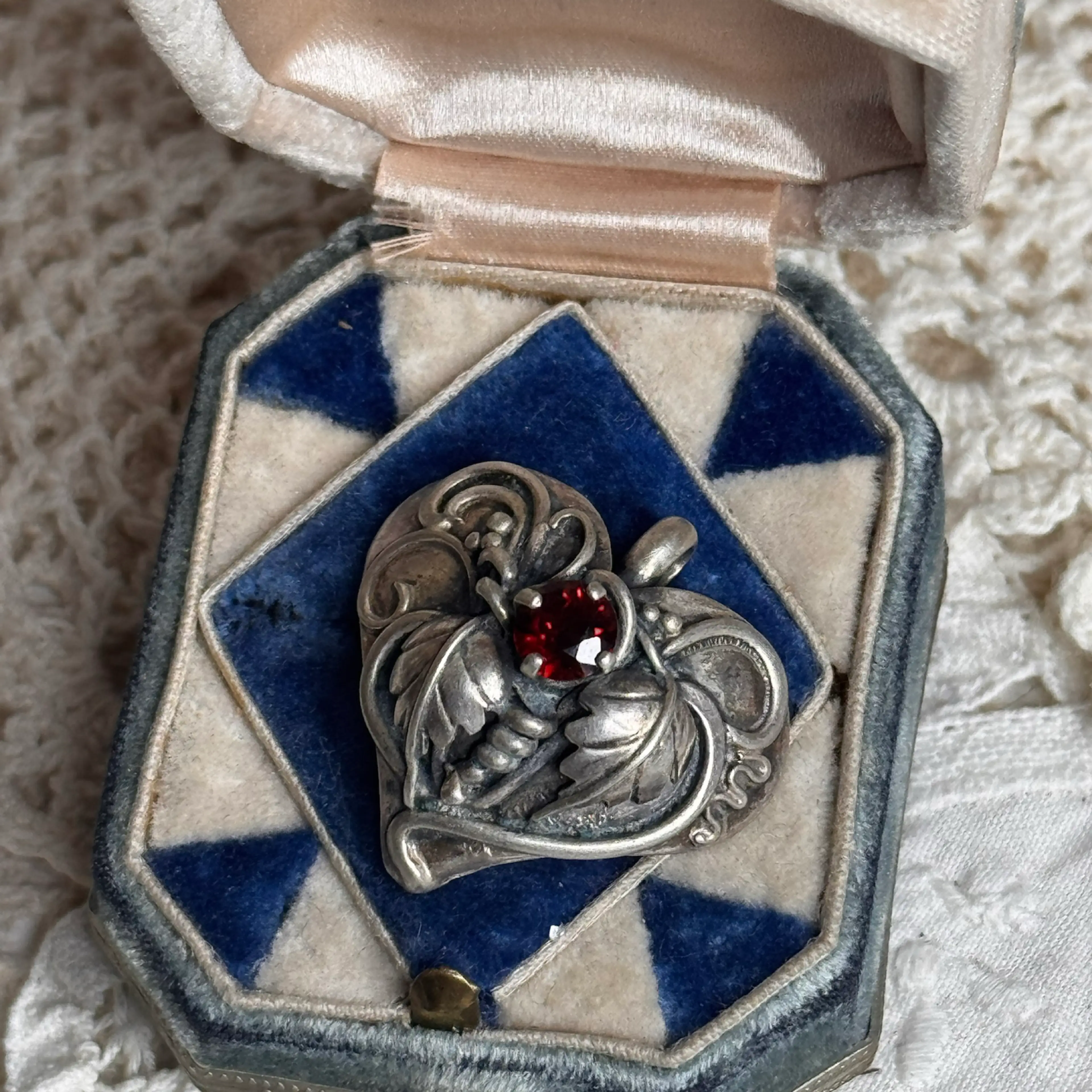 Image 2 of 3