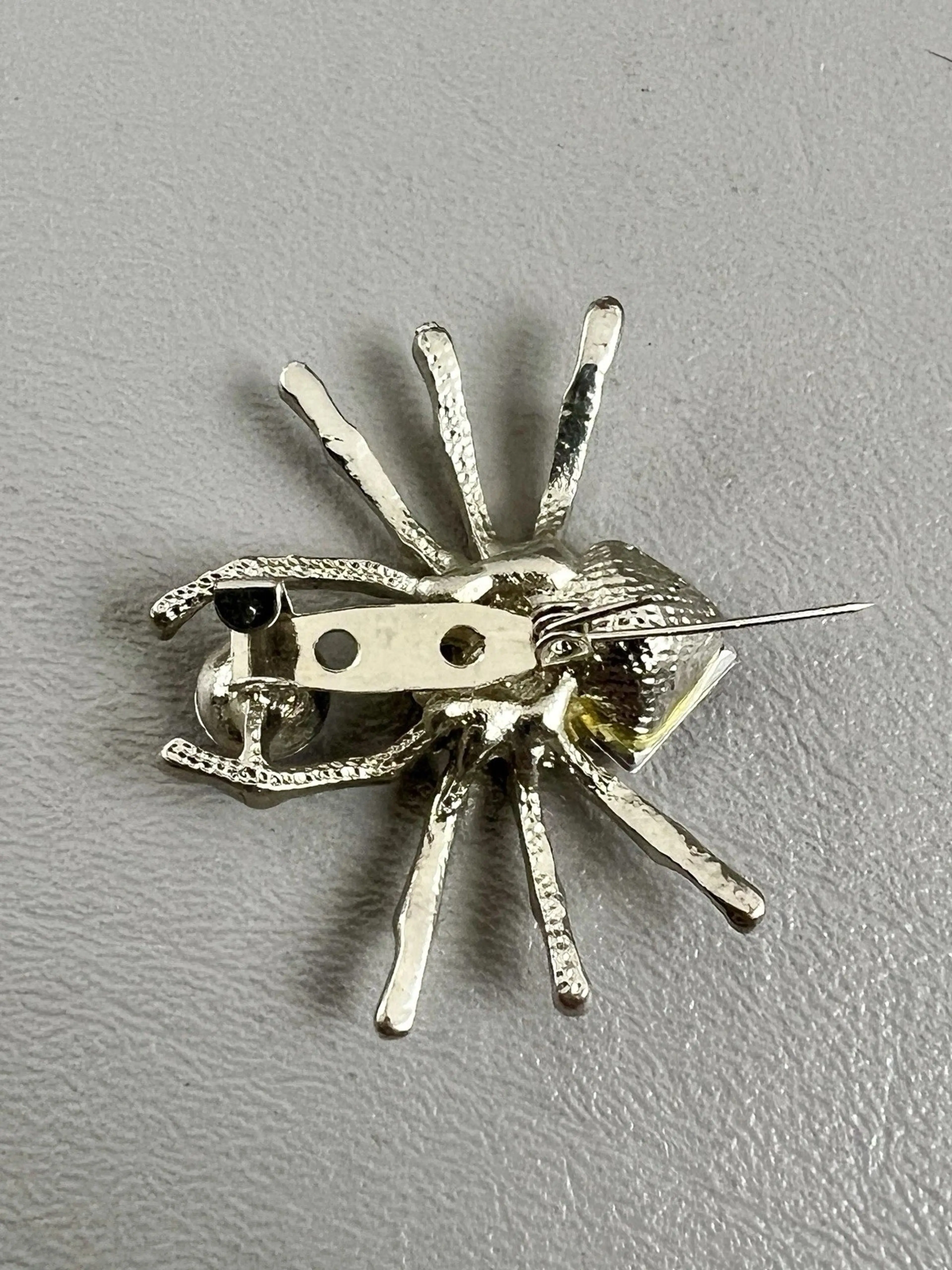 Image 3 of 4