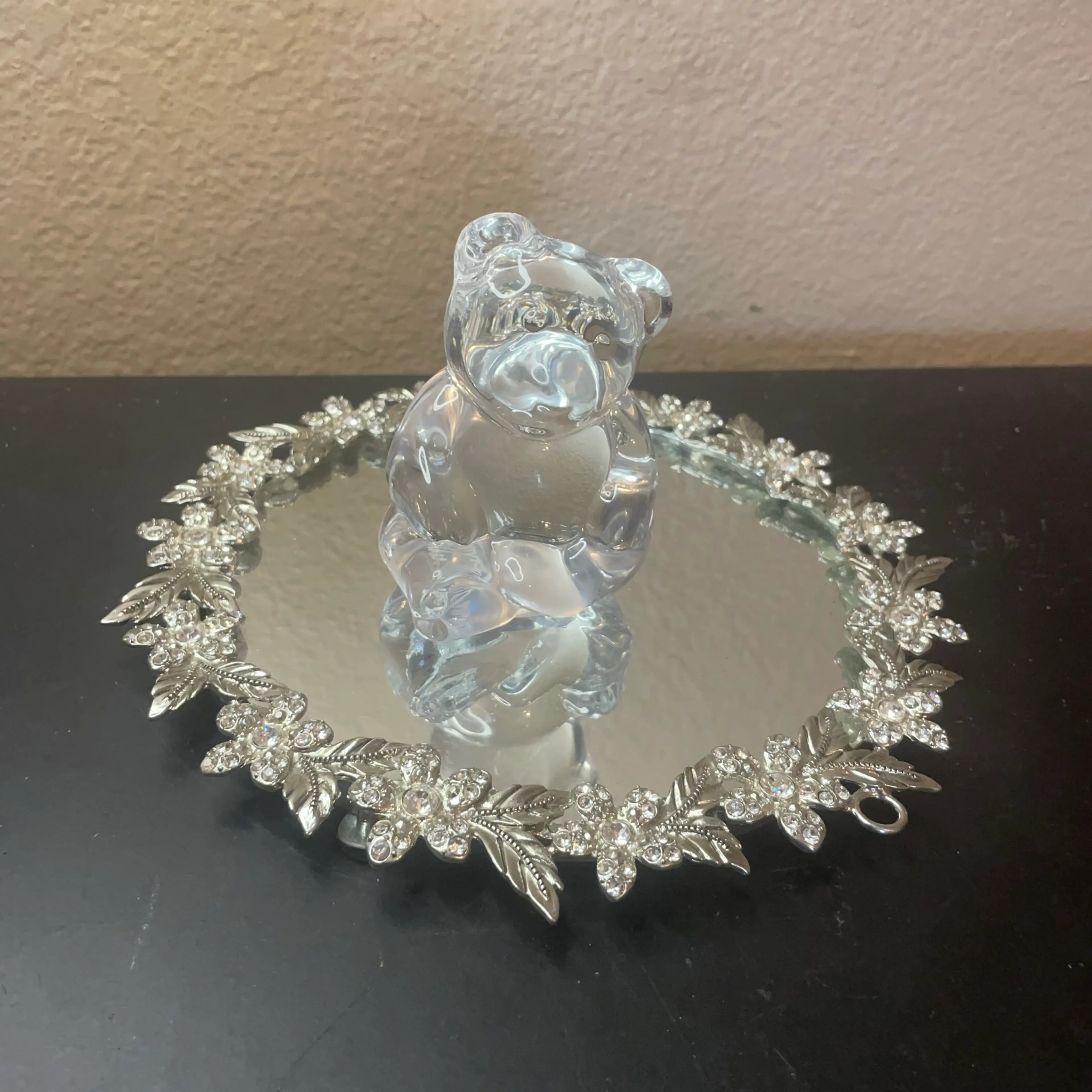 Image 2 of 8
