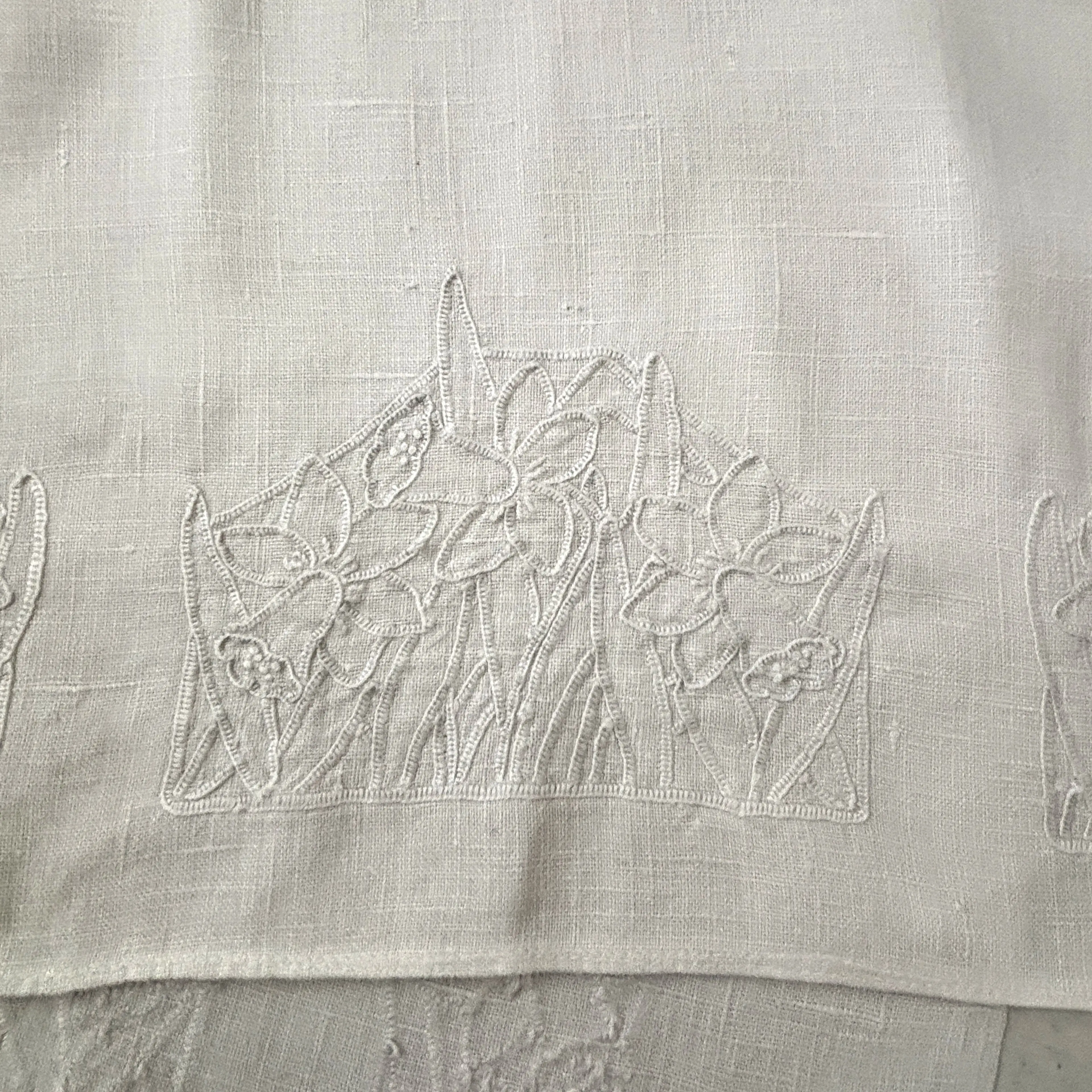Image 4 of 5