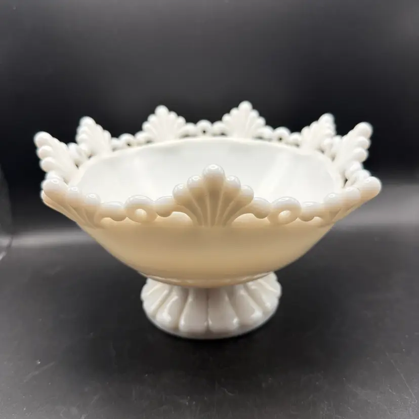 Westmoreland Milk Glass Ring & Petal Lace Pedestal Dish