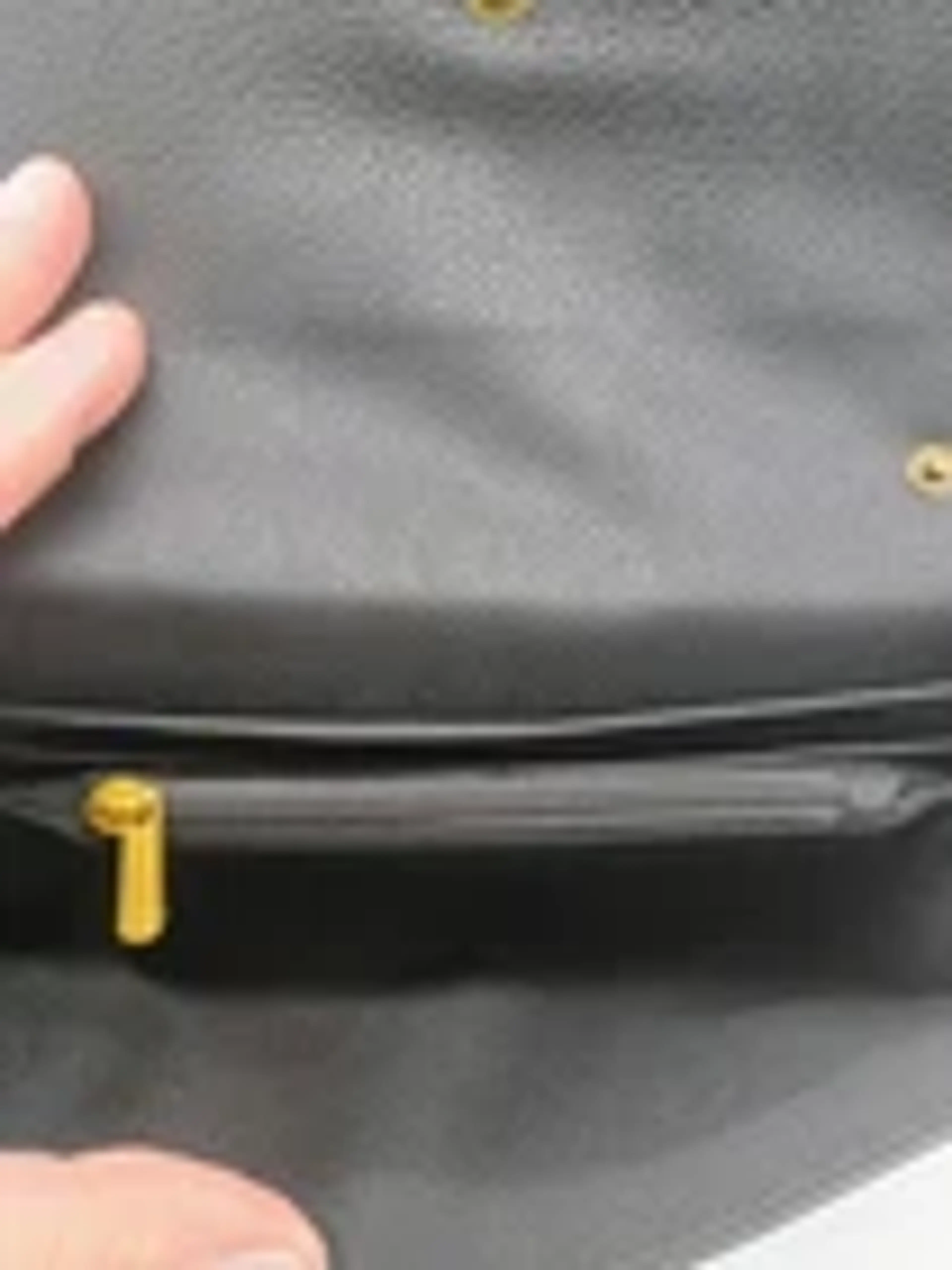 Image 4 of 6
