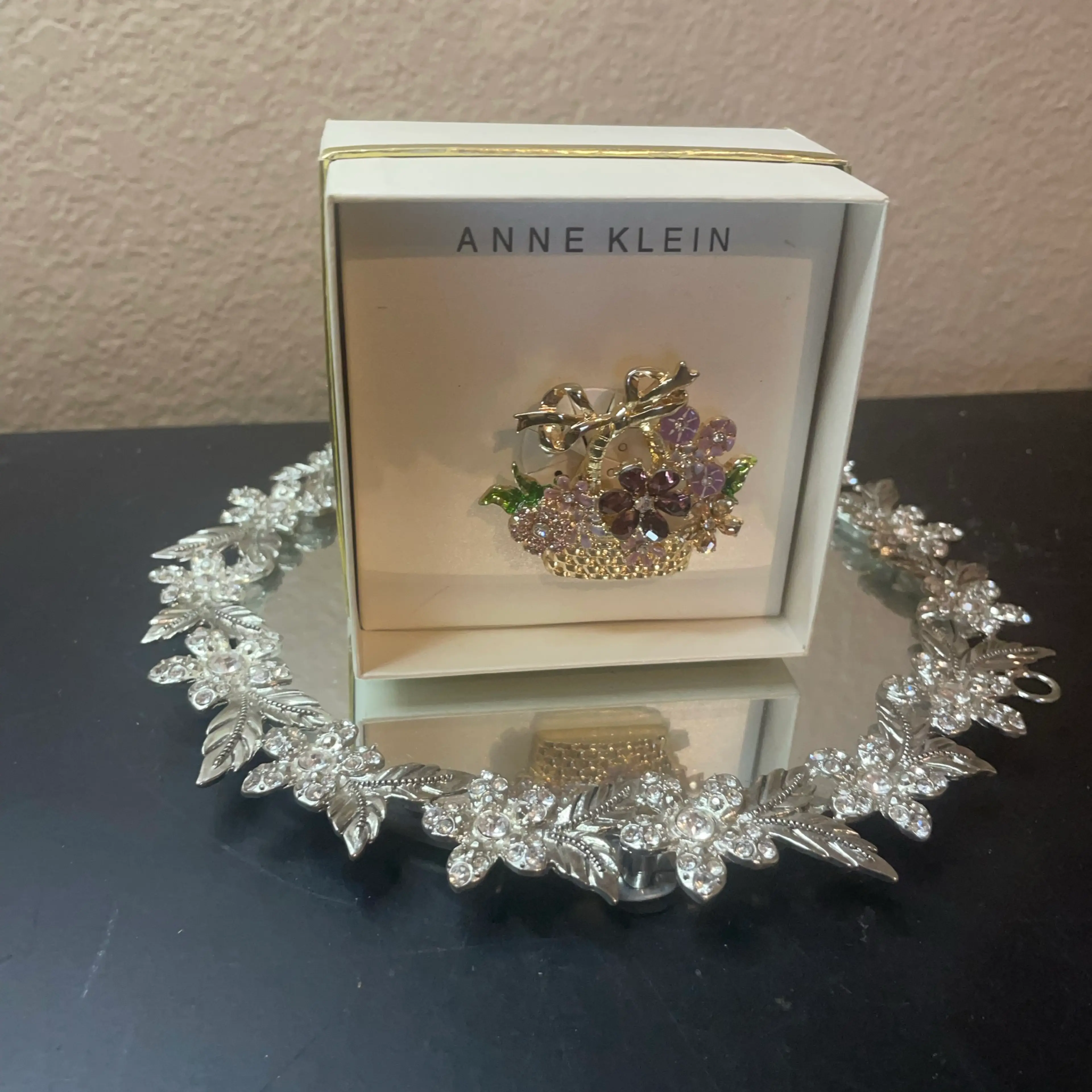 Image 5 of 6