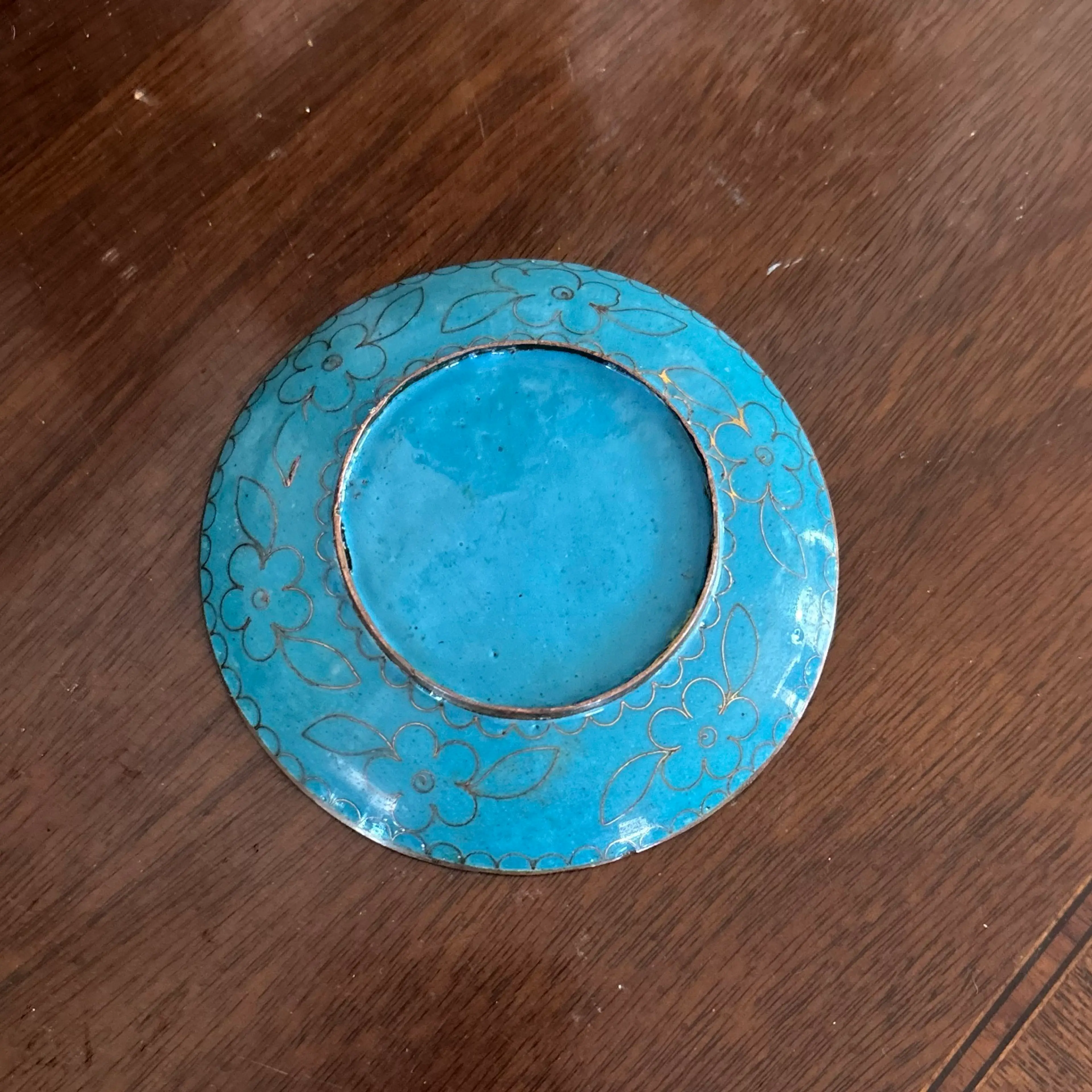 Image 2 of 2