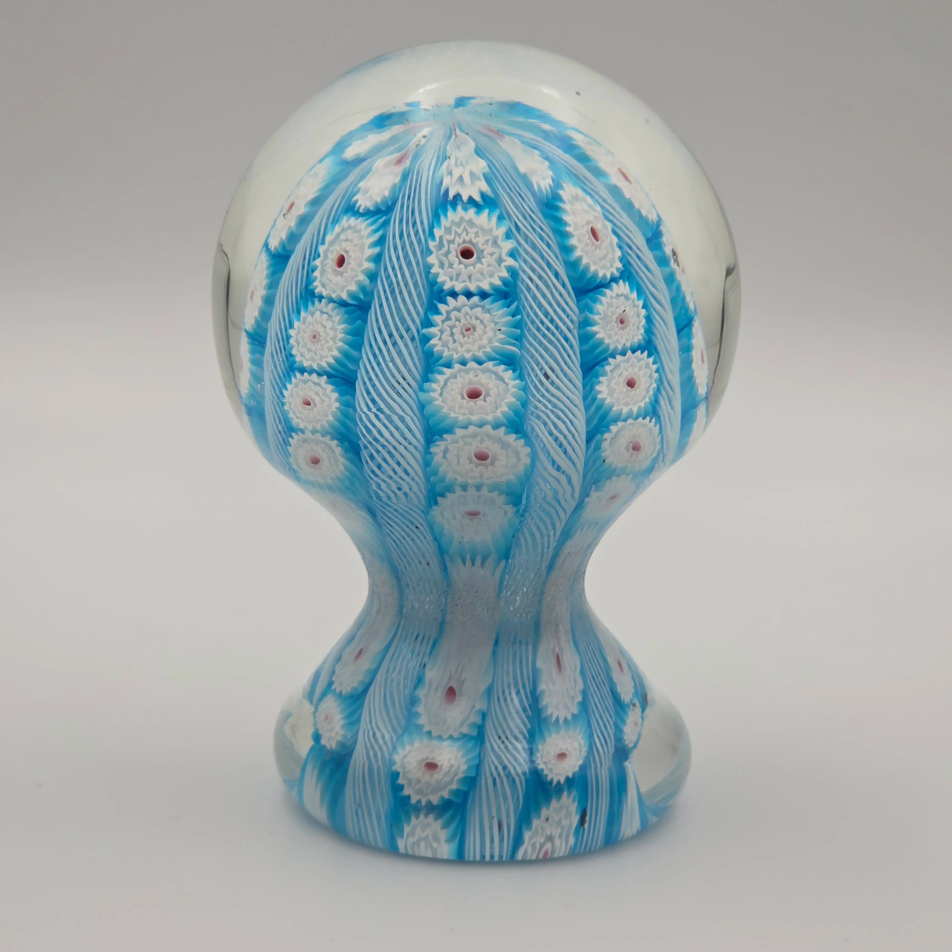 Image 2 of 11