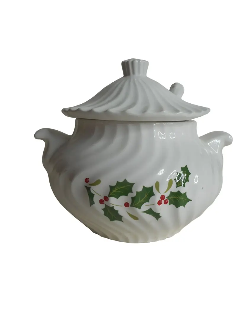 Vintage Christmas Woolworth Earthenware 1qt Gravy Bowl DishTureen w/ Ladle
