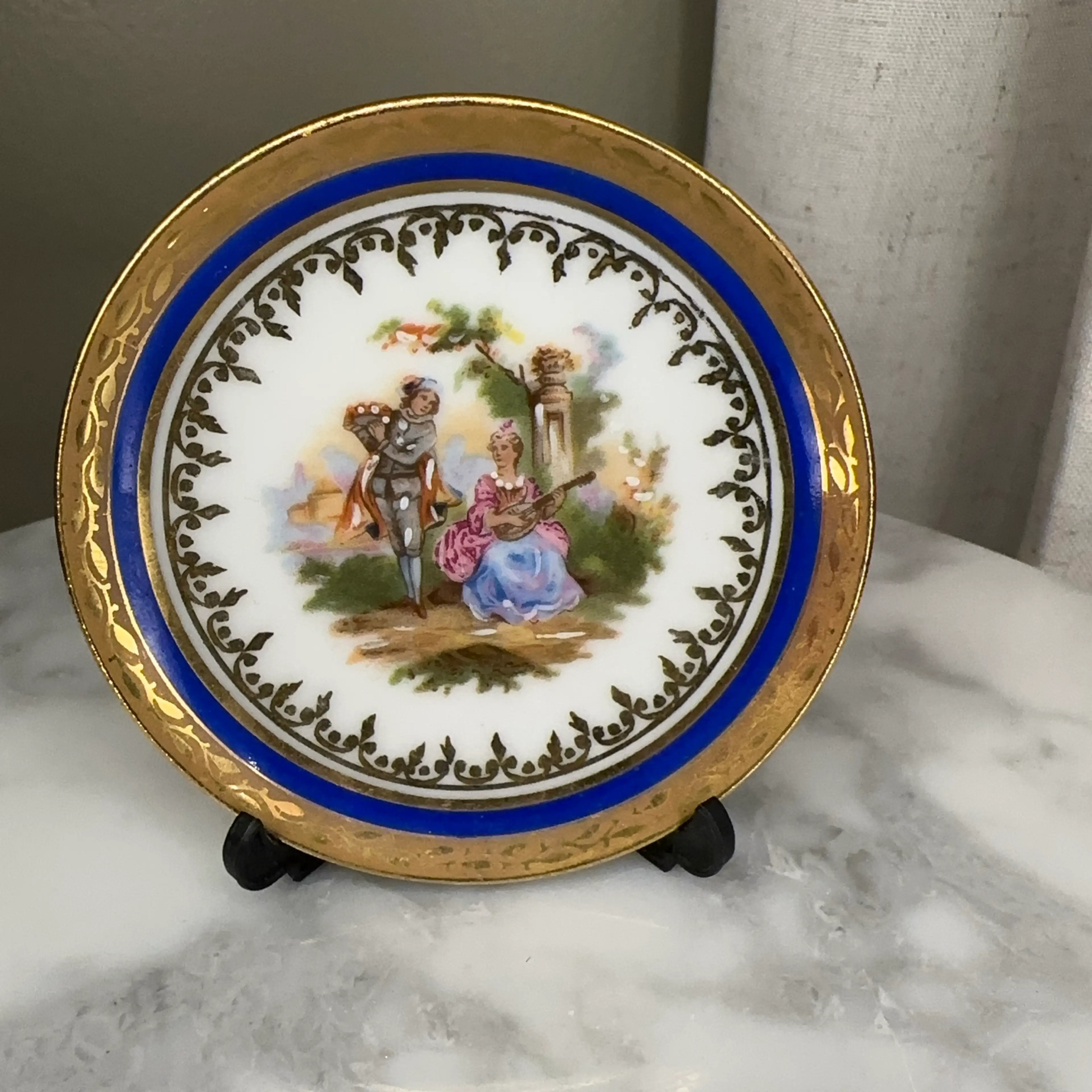 Image 1 of 2