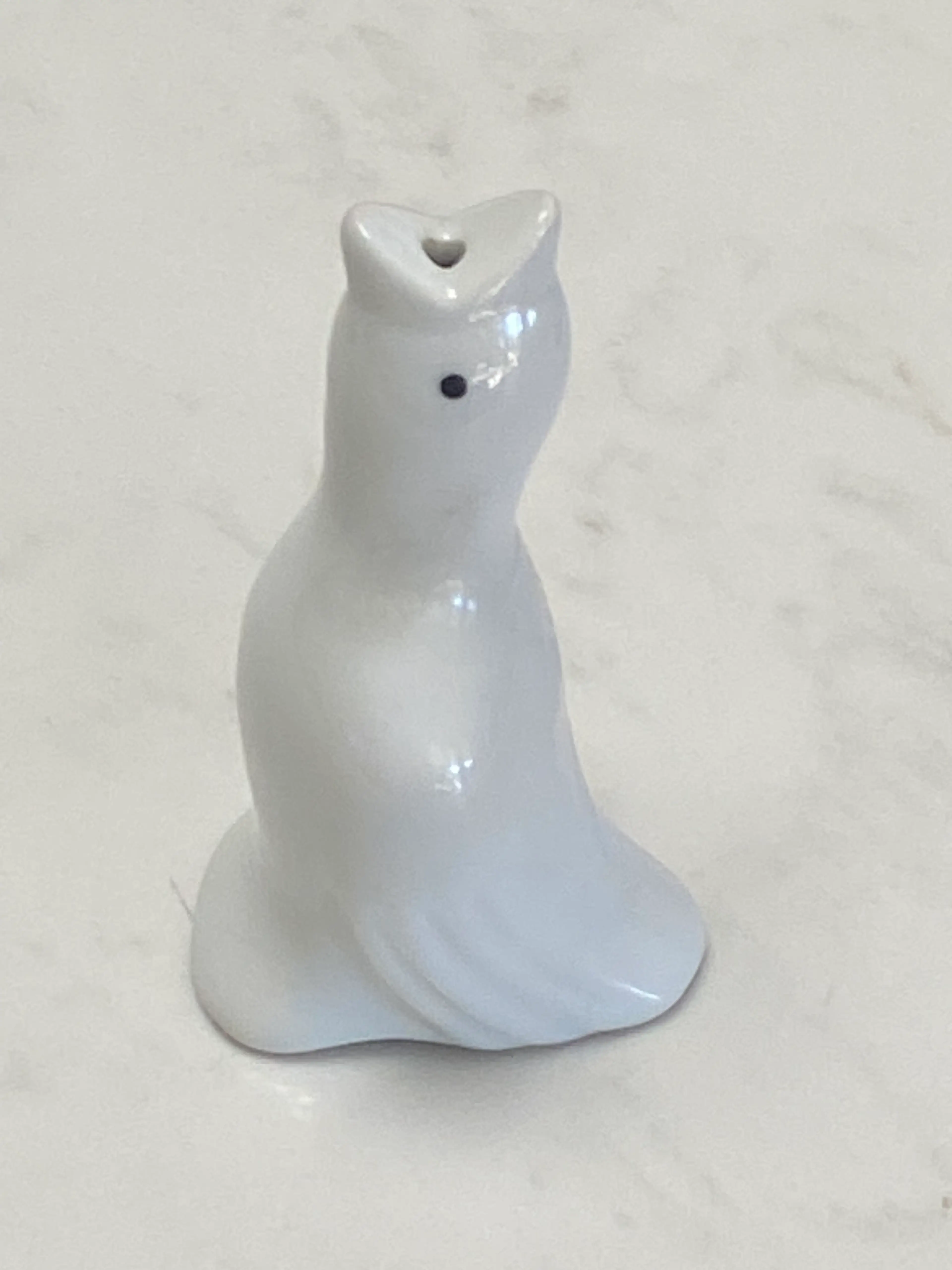 Image 4 of 5