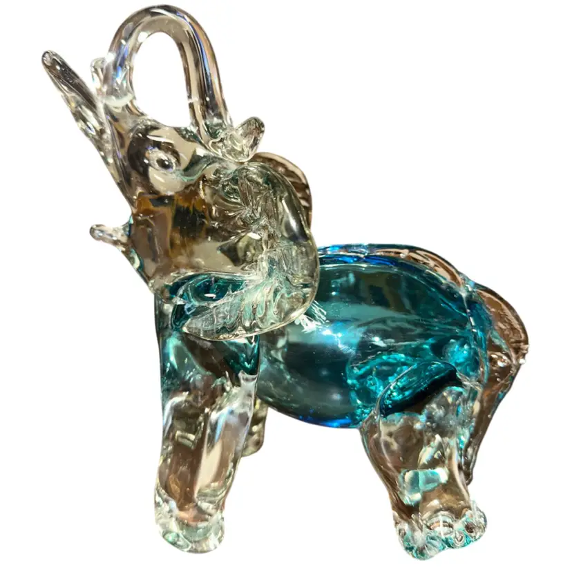 Handblown Art Glass Elephant 8”Tx7”x4.5”