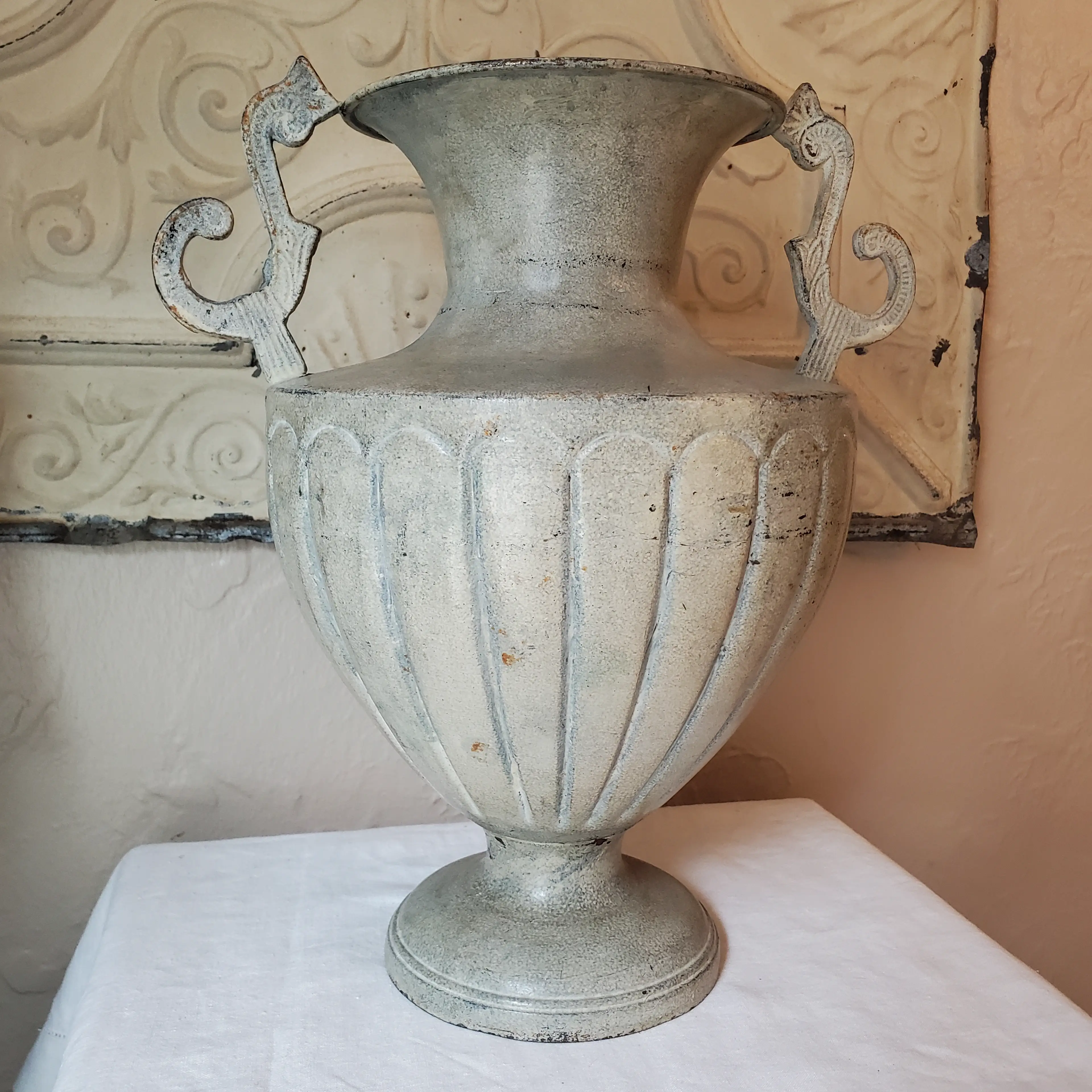 Image 2 of 4