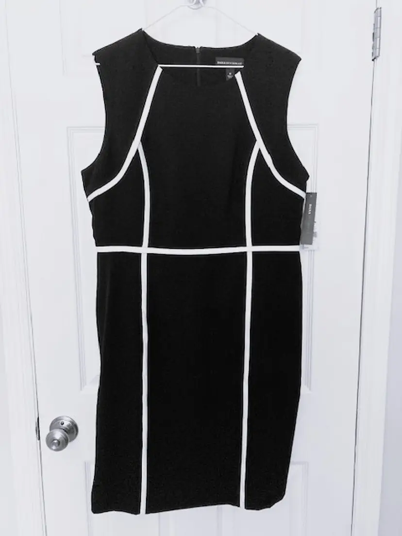 Dana Buchman NWT Sleeveless Lined Black Dress White Accent Sz 14