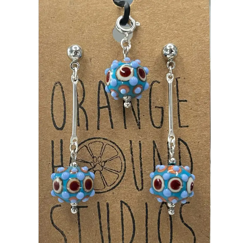 #8 Bar Link & Charm - Post Back Earrings - Handmade by Me -- Vintage Lampwork