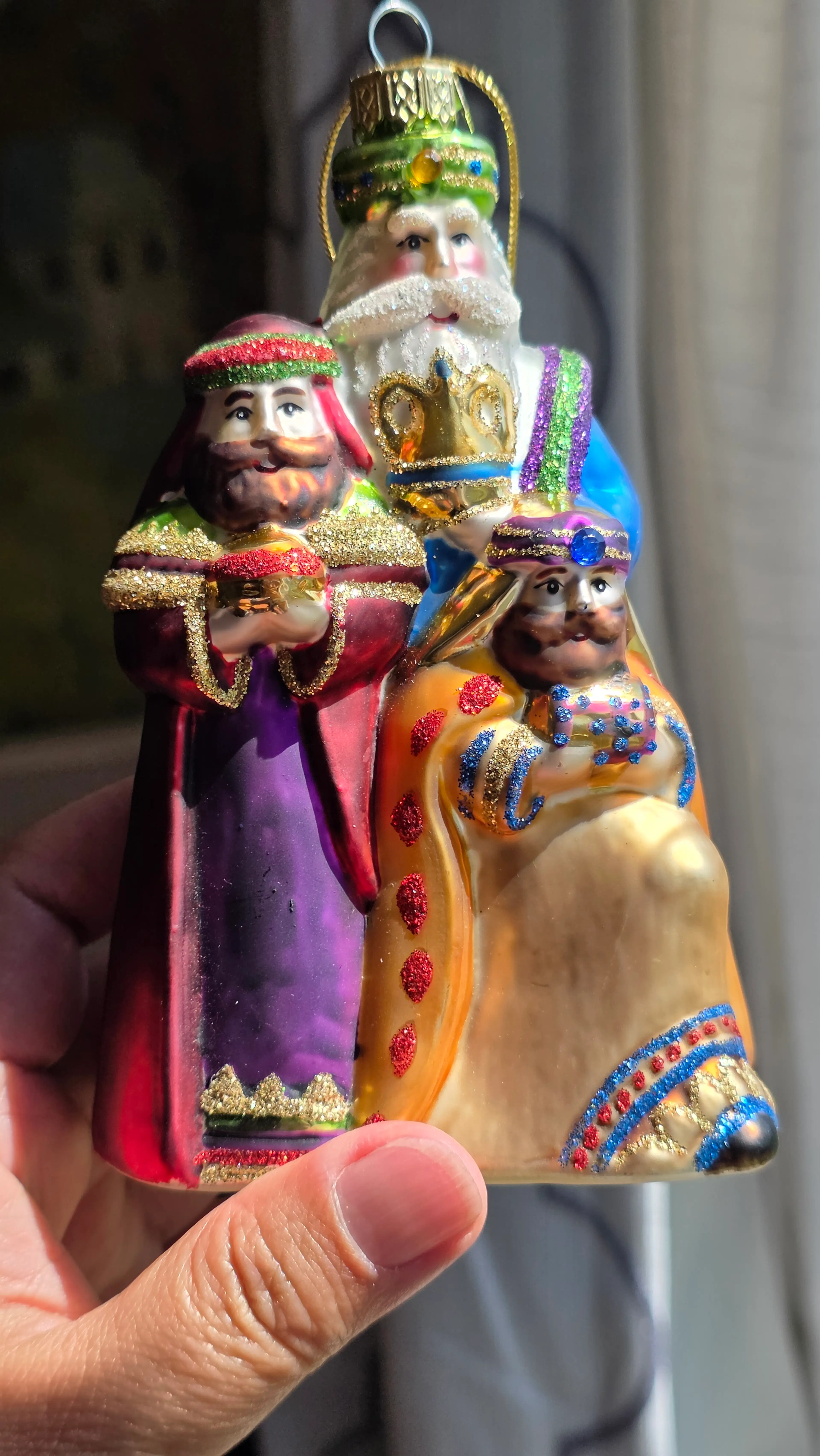 Image 4 of 4