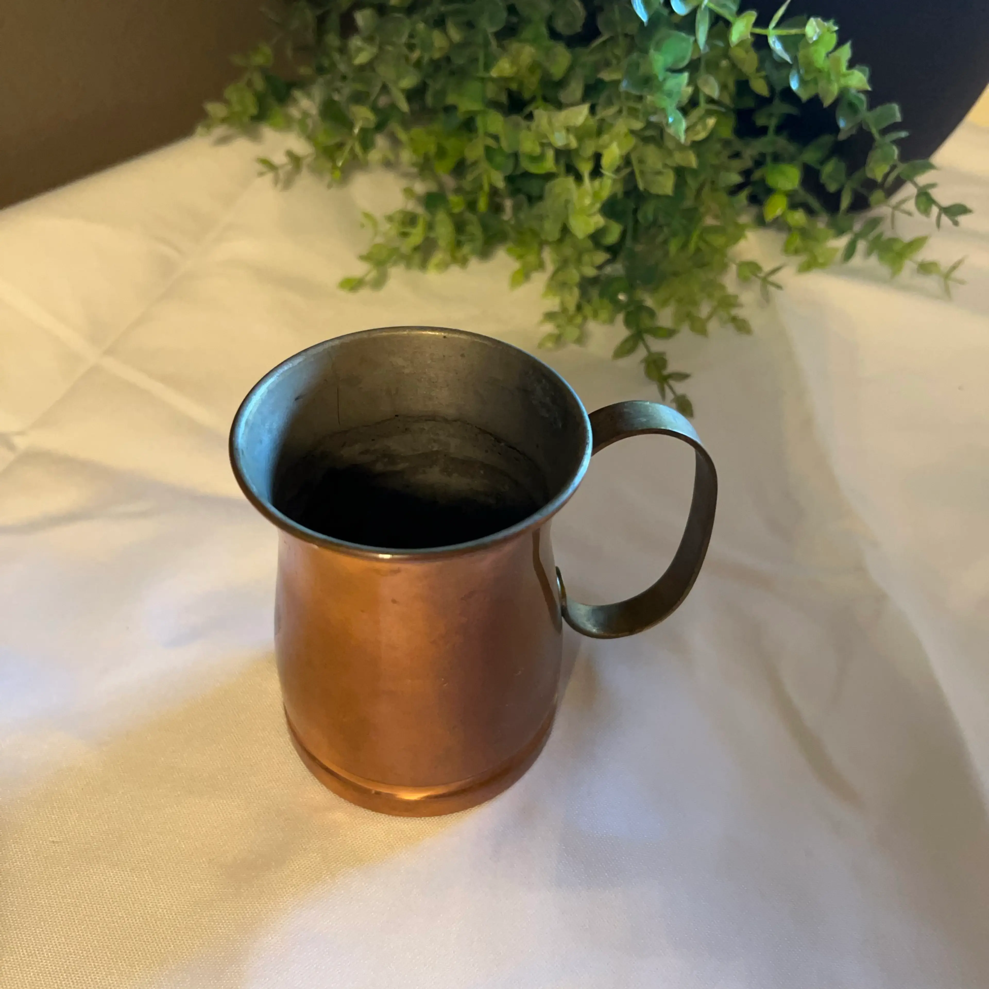Image 2 of 6