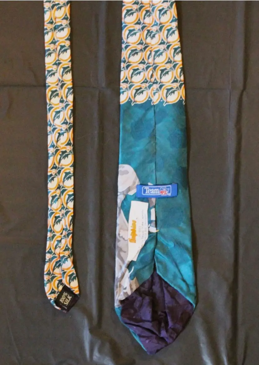 Official Team NFL Miami Dolphins Classic Men's Neck Tie