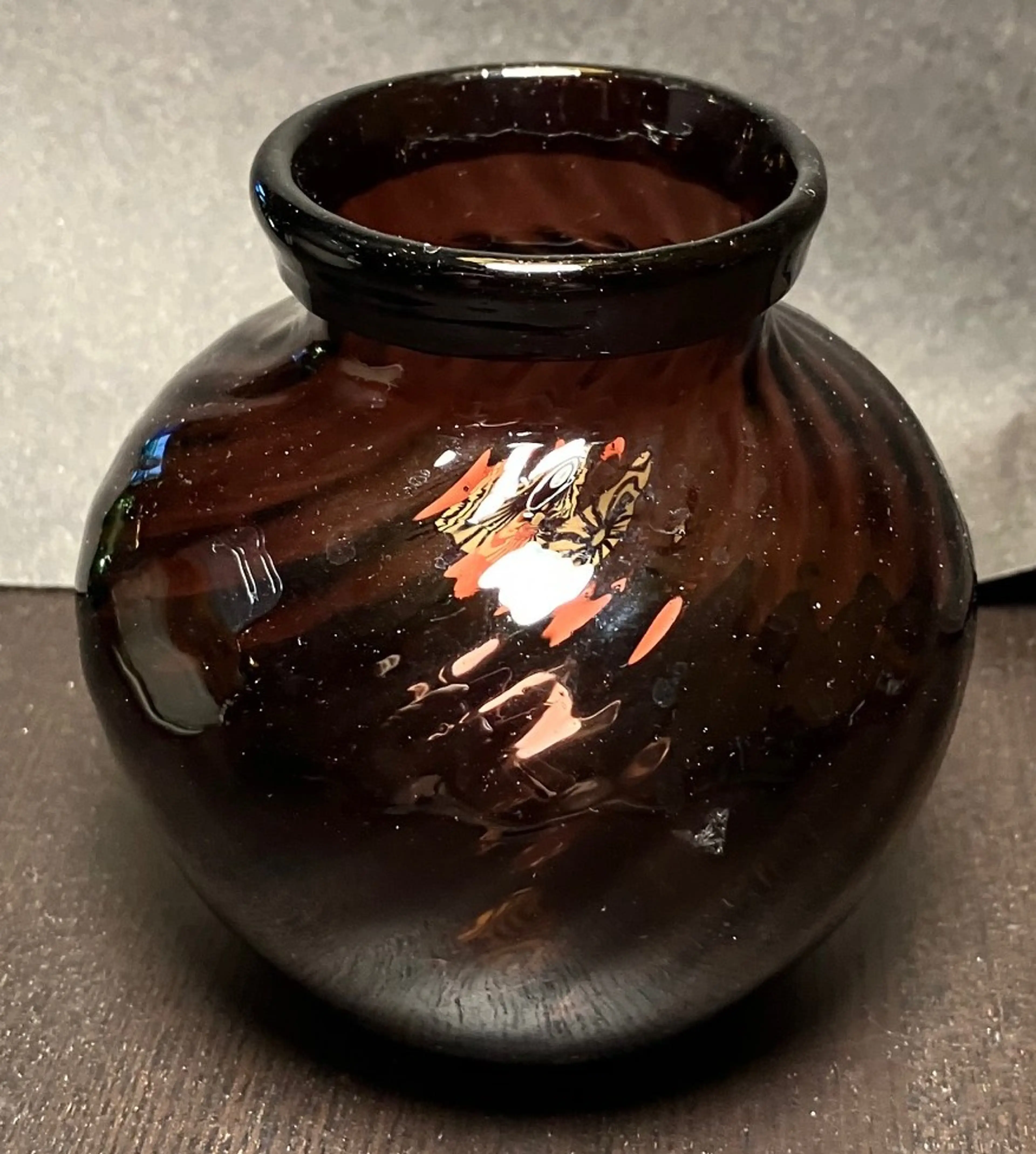 Image 2 of 7